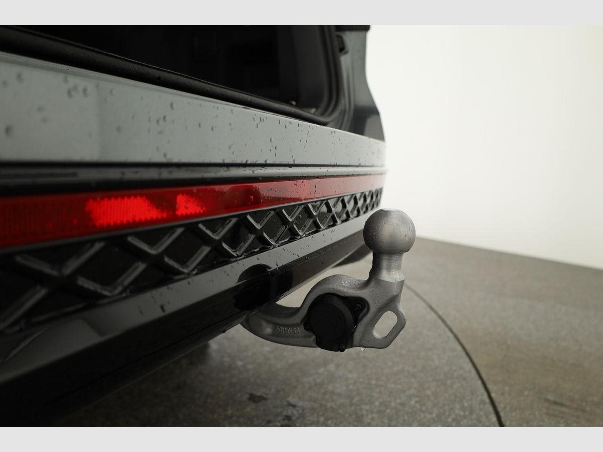 VW Passat Variant 2.0 TDI 142 kW 4Motion R-Line (2026) - Photo 14