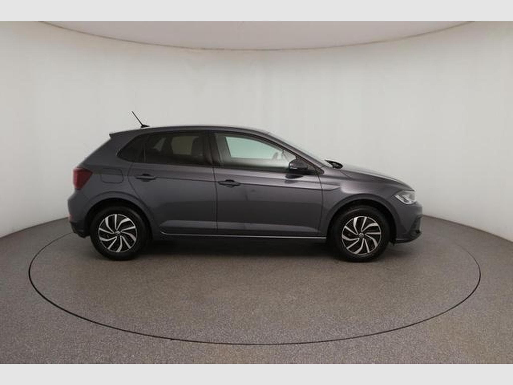 VW Polo LIFE (2025) - Photo 8