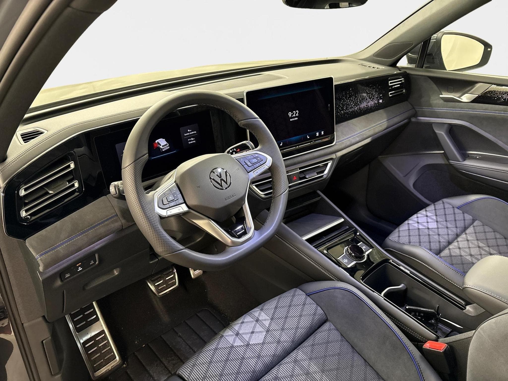 VW Tiguan R-Line (2026) - Foto 13