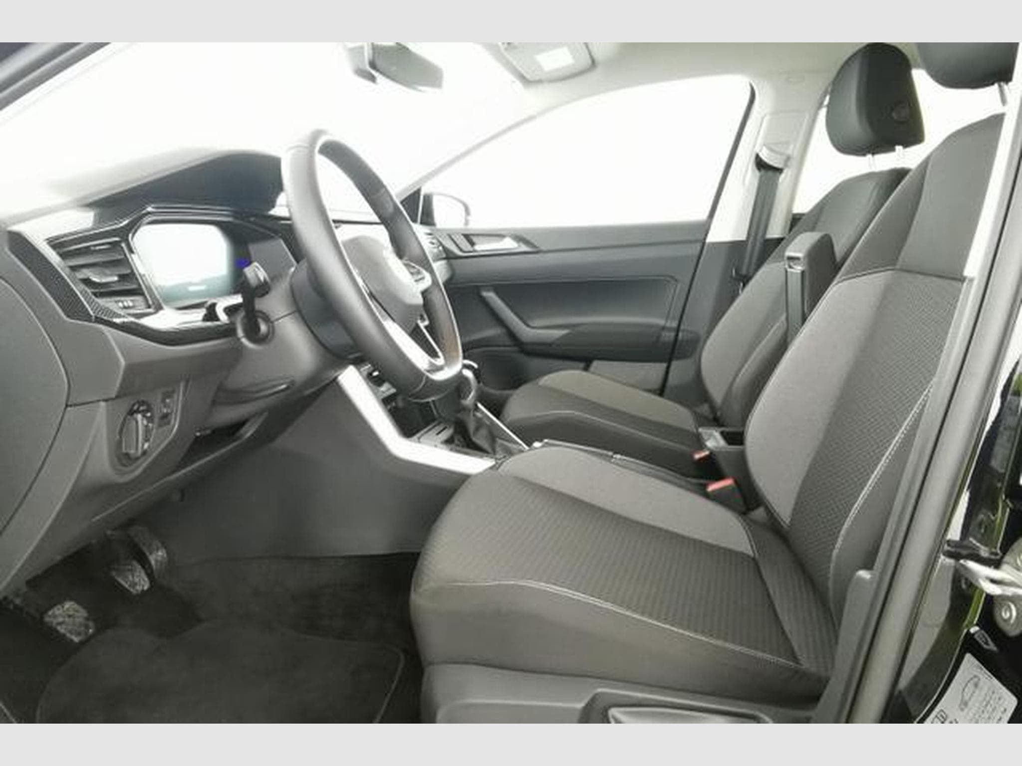 VW Polo LIFE (2025) - Photo 9