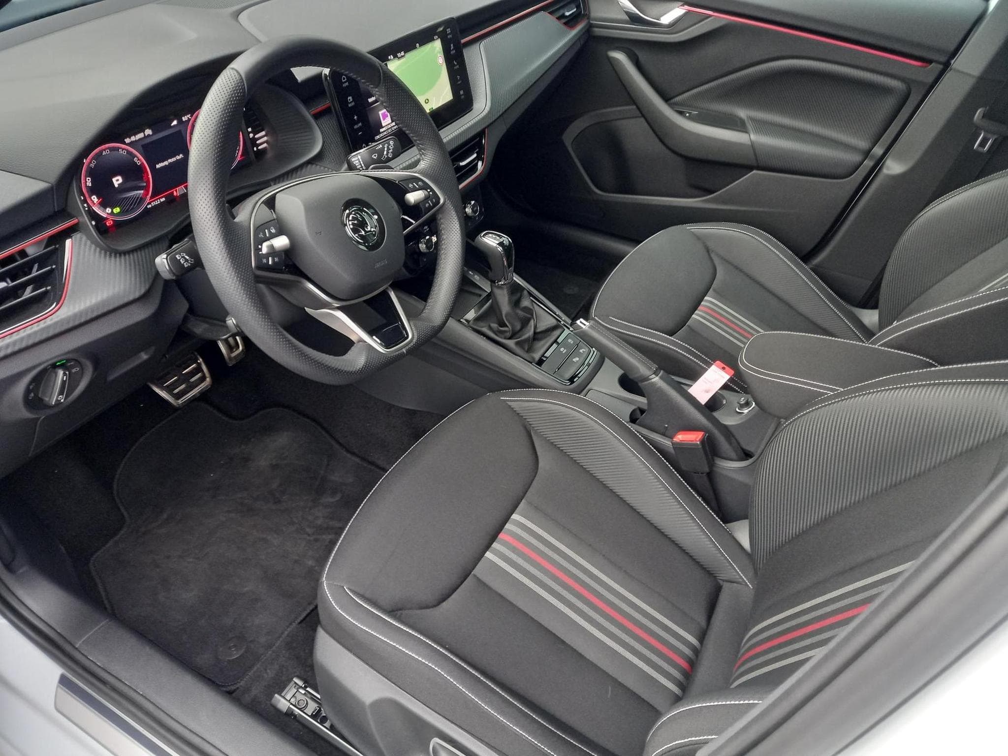 Skoda Kamiq Monte Carlo 1.5 (2024) - Photo 2