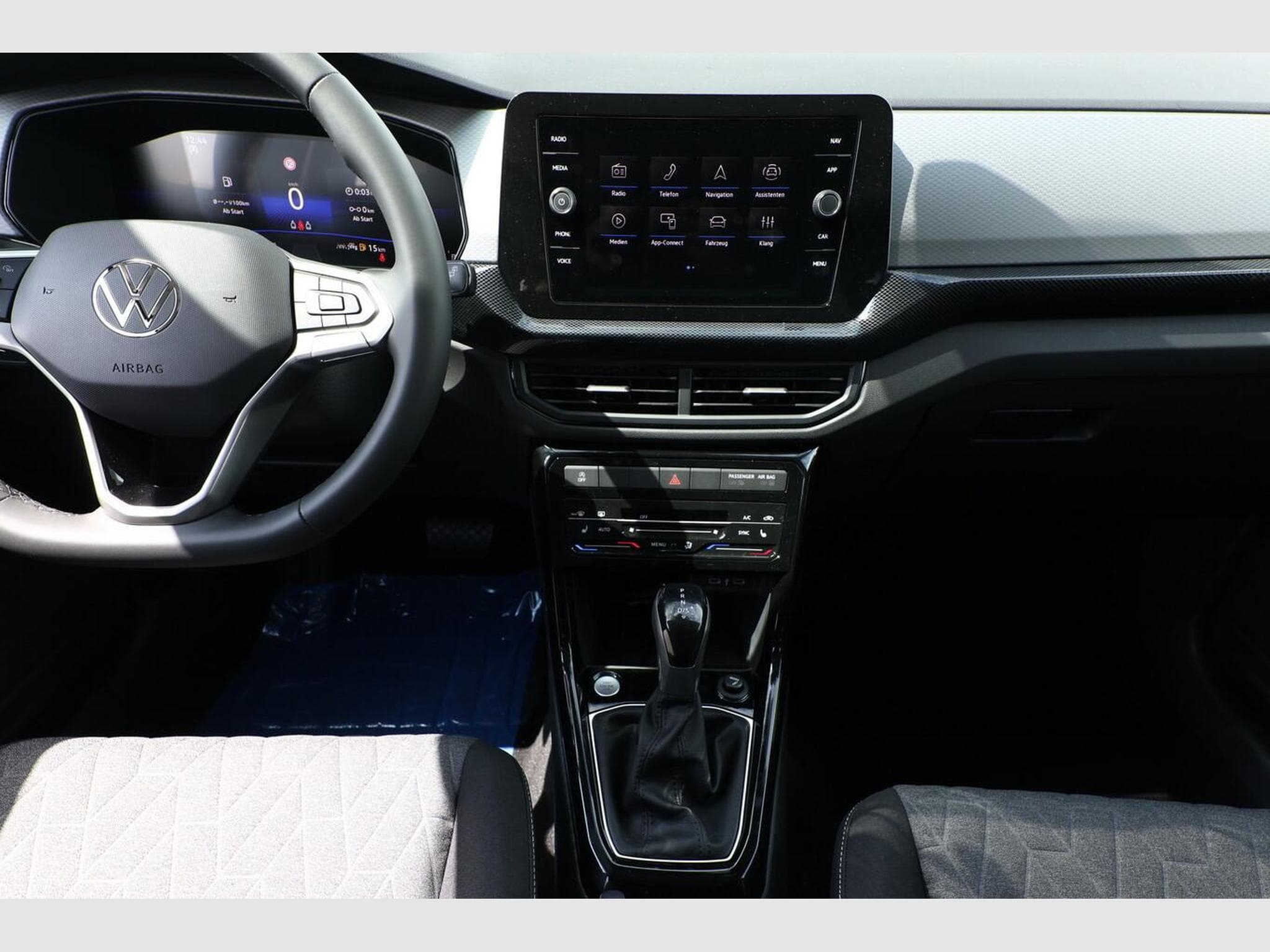 VW T-Cross Life Edition (2025) - Photo 8