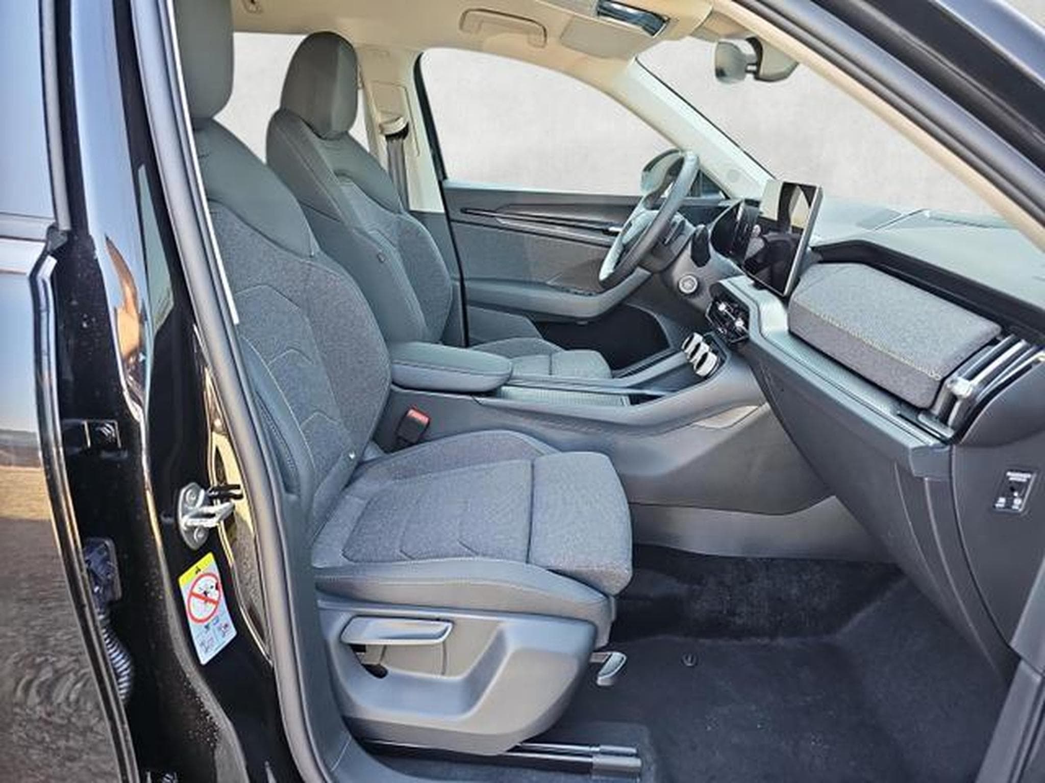 Skoda Kodiaq 2.0 TDI 110 kW Selection (2026) - Photo 10