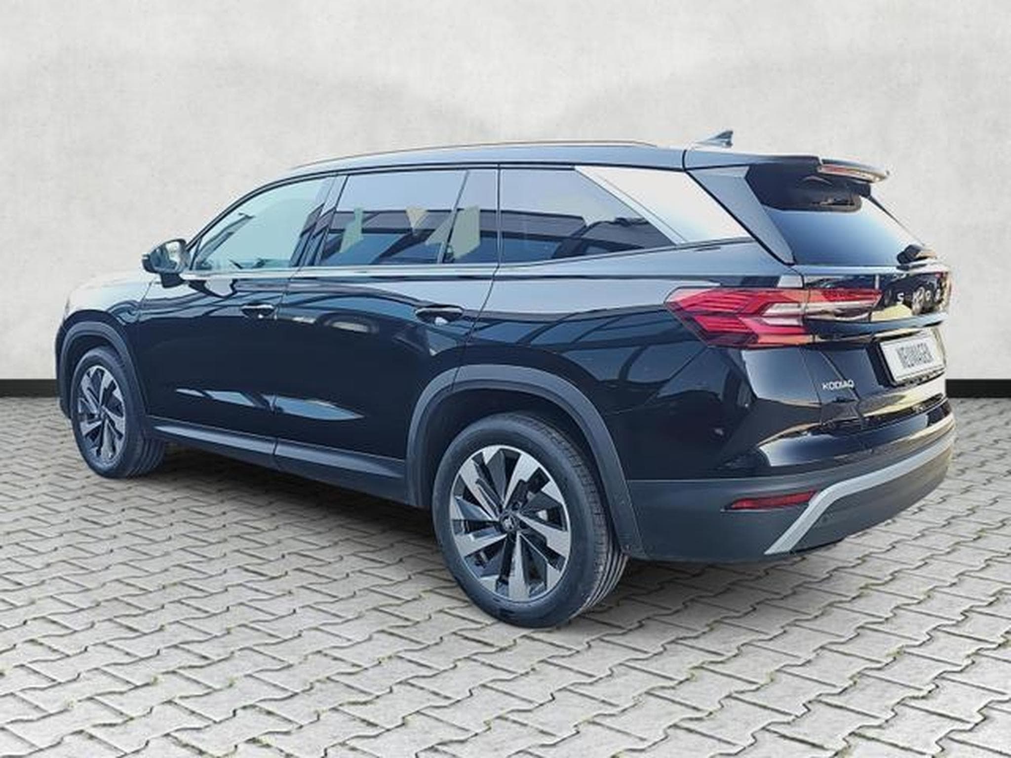 Skoda Kodiaq 2.0 TDI 110 kW Selection (2026) - Photo 5