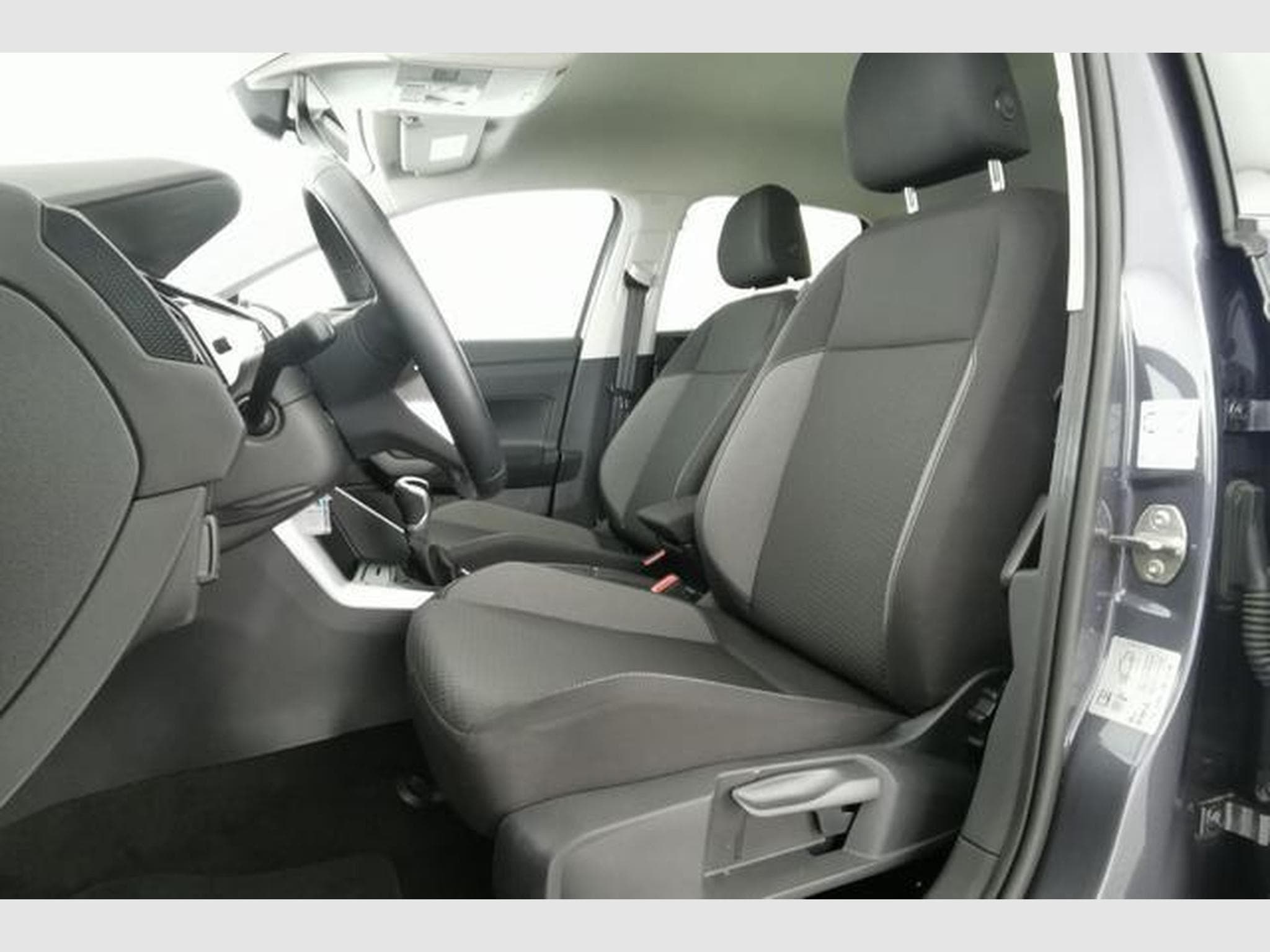 VW Polo LIFE (2025) - Photo 9