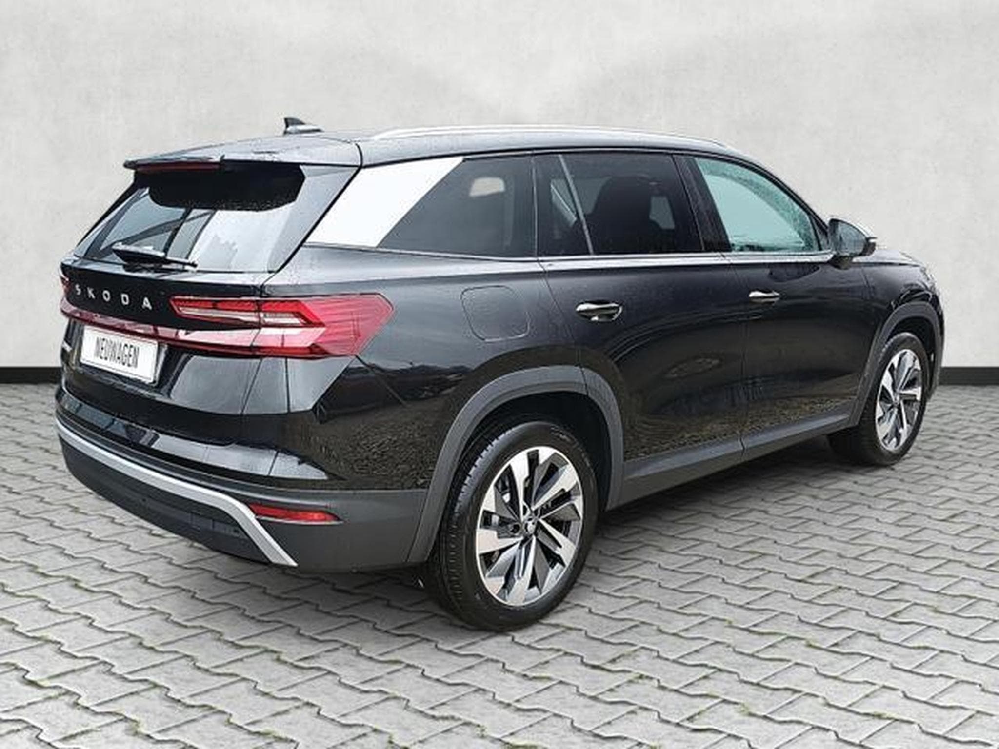 Skoda Kodiaq 2.0 TDI 110 kW Selection (2025) - Photo 7