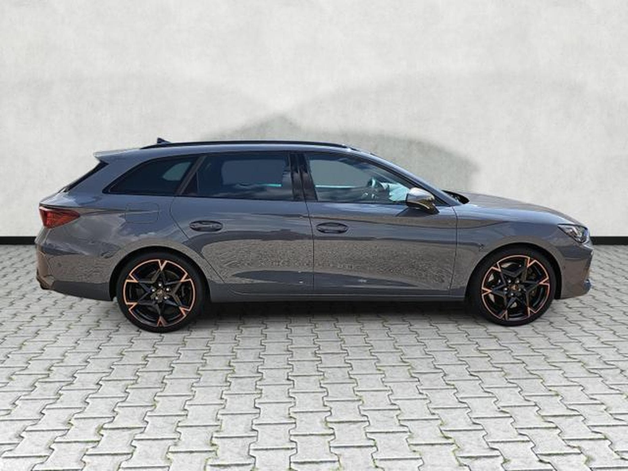 Cupra Leon 2.0 TSI 245 kW 4Drive VZ (2025) - Photo 8