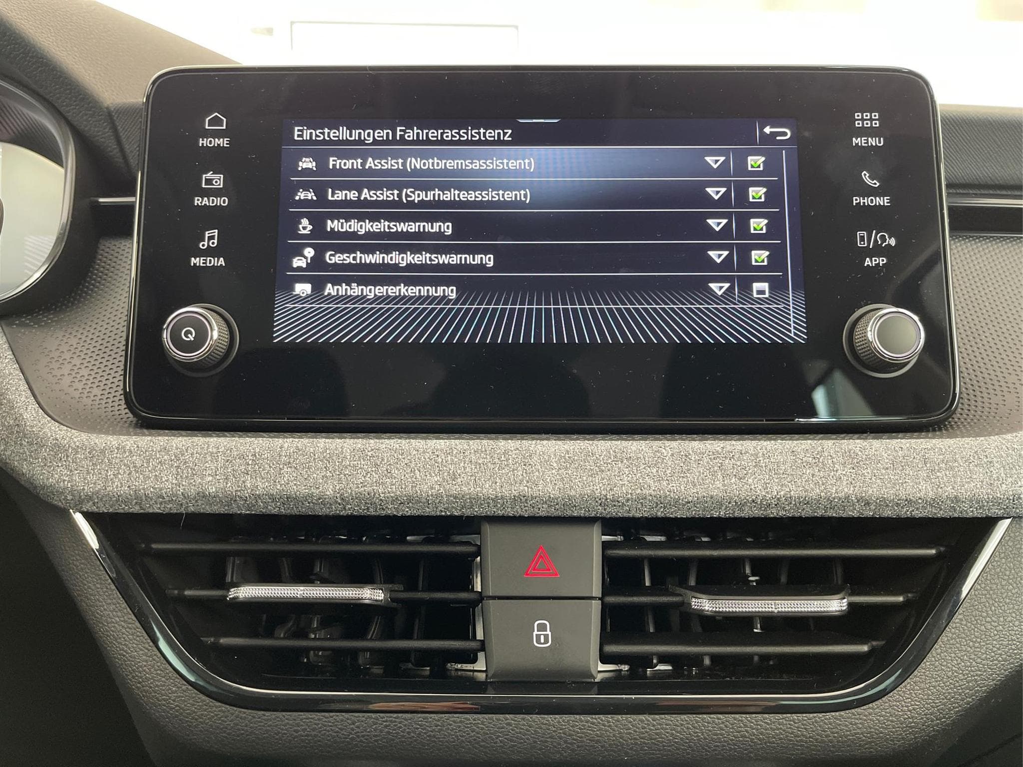 Skoda Scala Selection (2026) - Foto 11