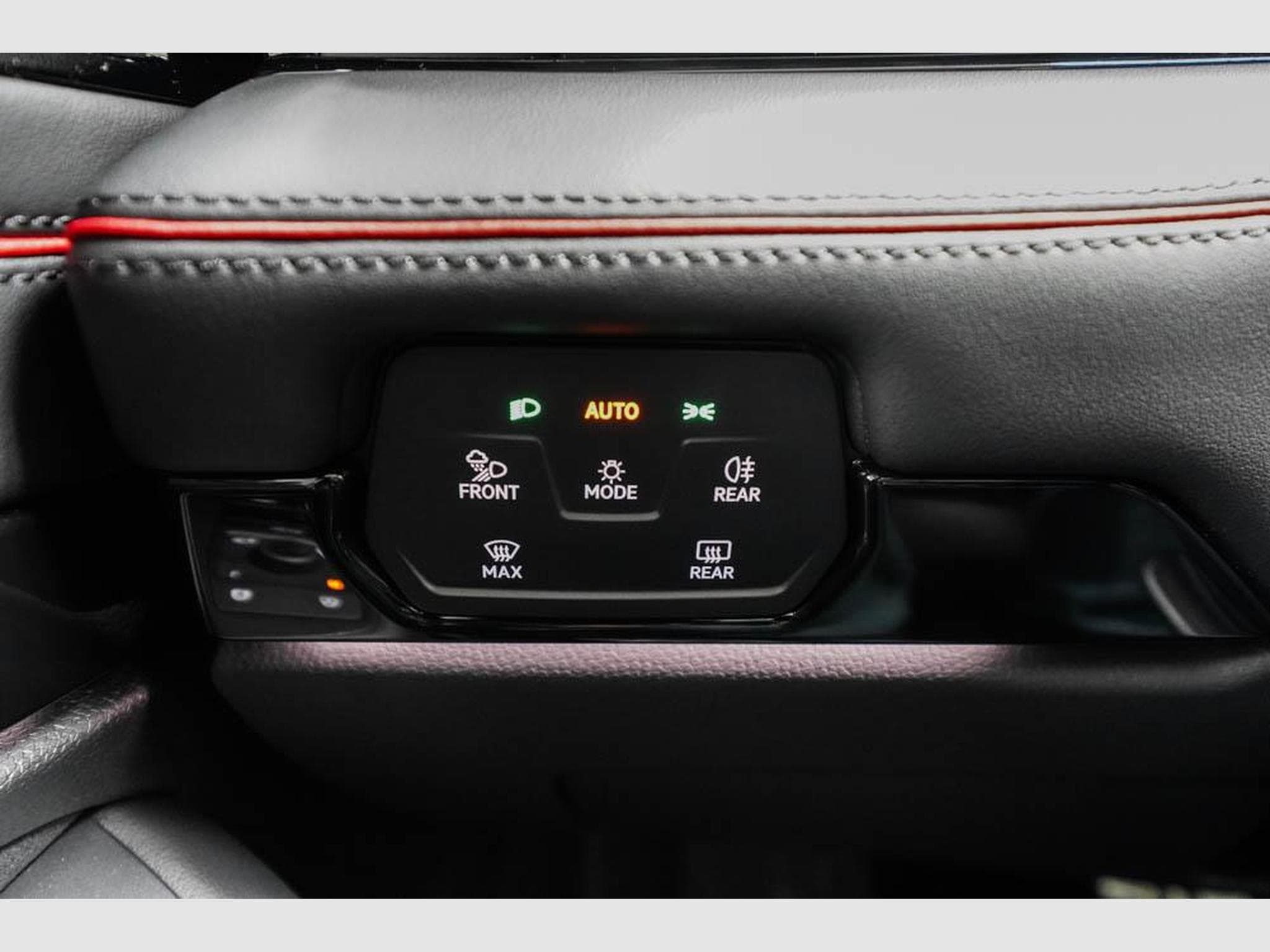 VW ID.7 Kombi Tourer GTX (2025) - Photo 12