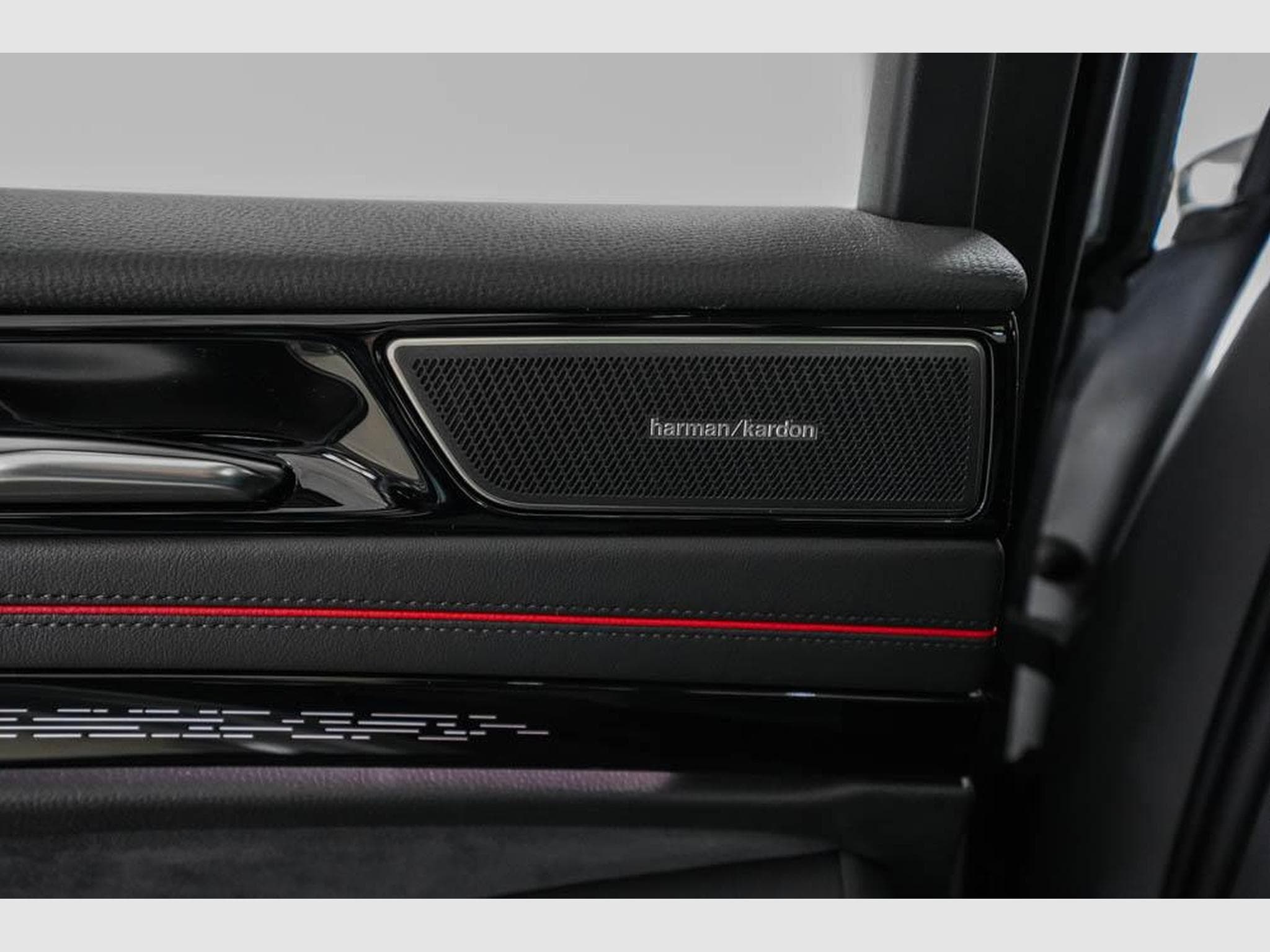 VW ID.7 Kombi Tourer GTX (2025) - Photo 19