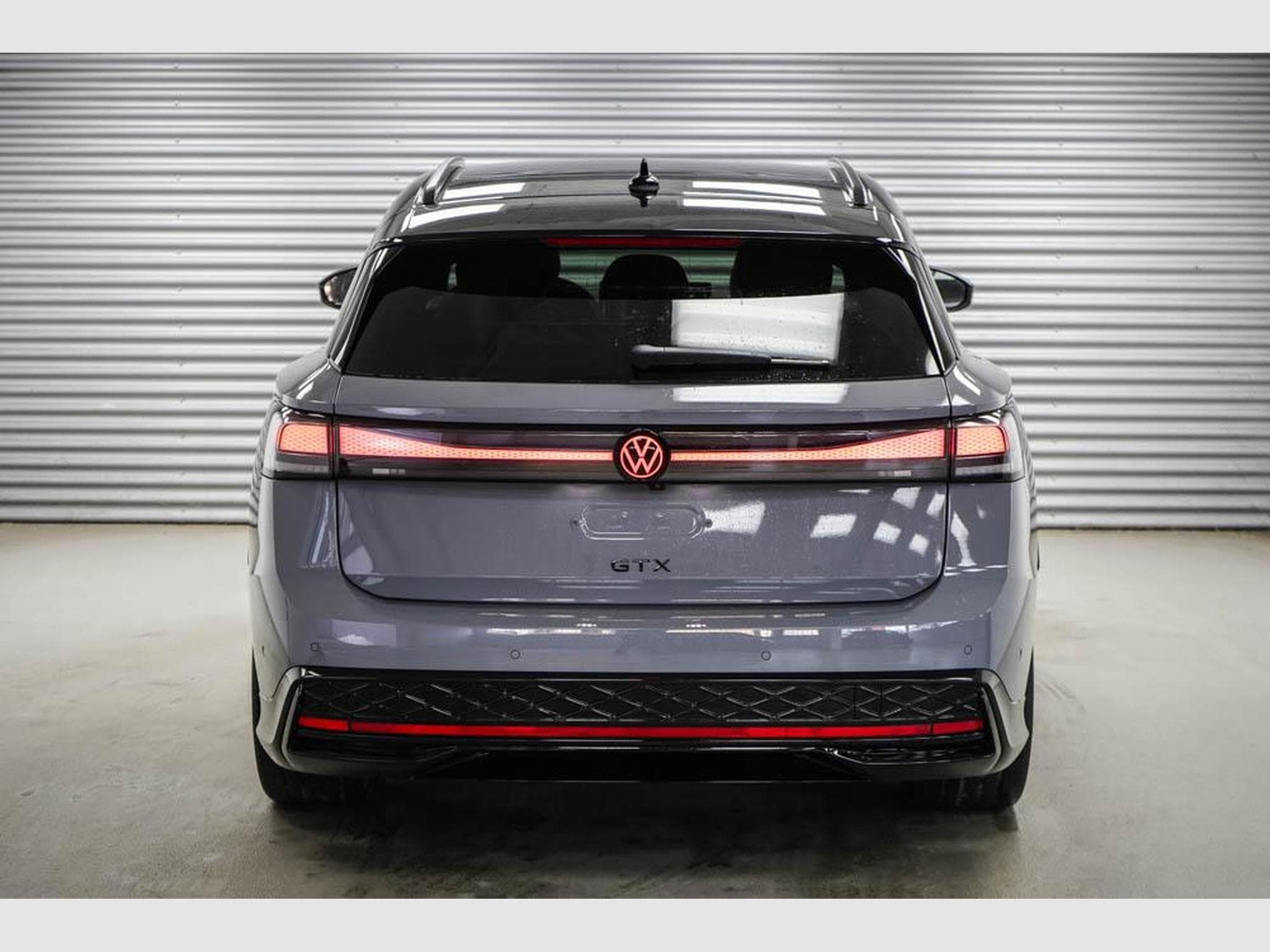 VW ID.7 Kombi Tourer GTX (2025) - Photo 3