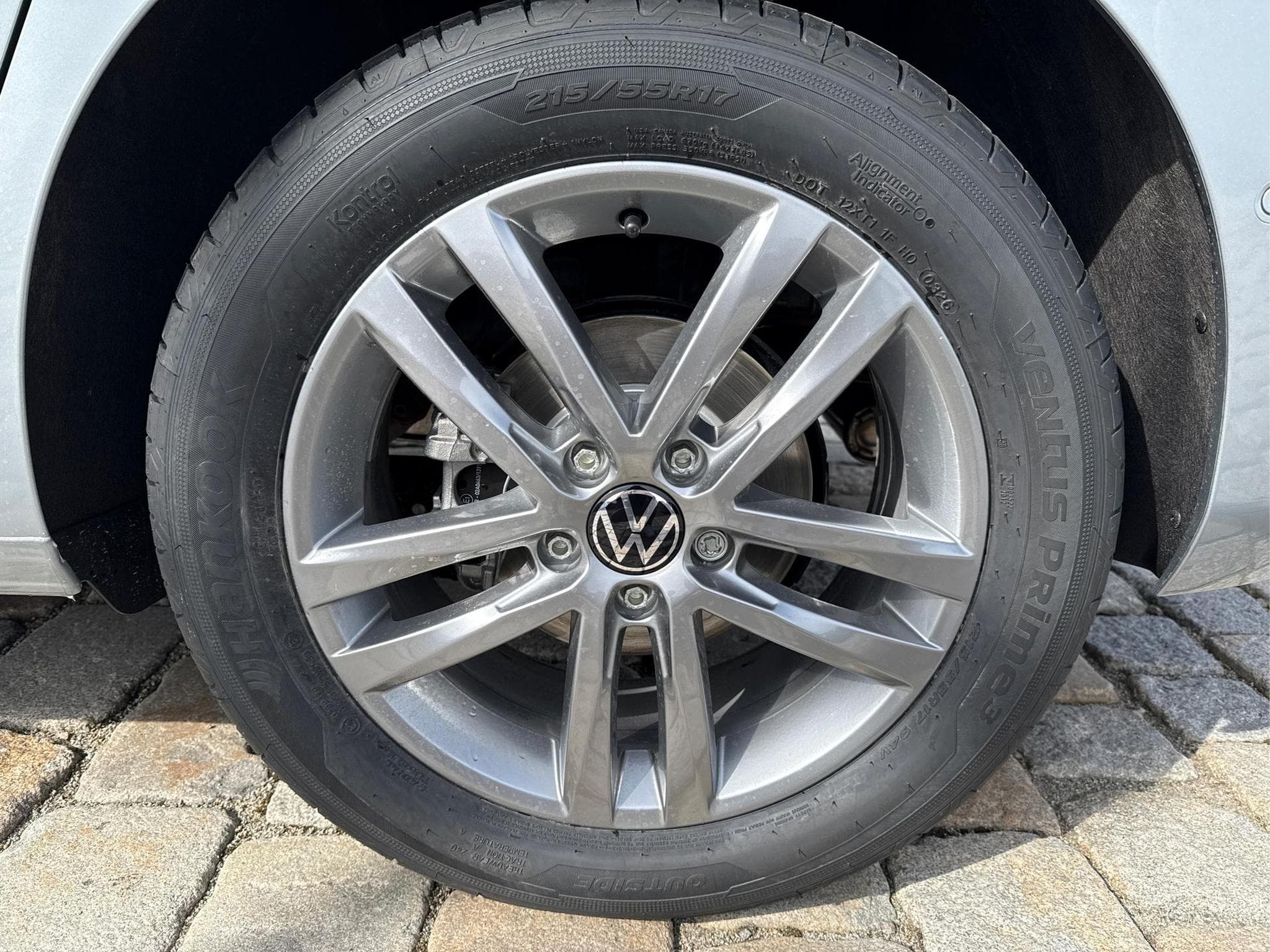 VW Touran Comfort Plus Edition (2026) - Photo 22