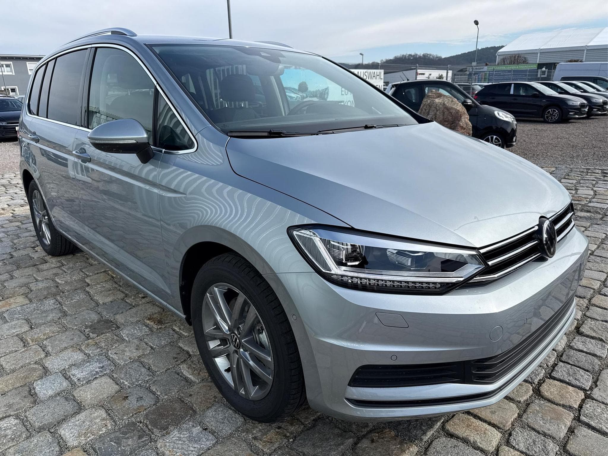 VW Touran Comfort Plus Edition (2026) - Photo 3