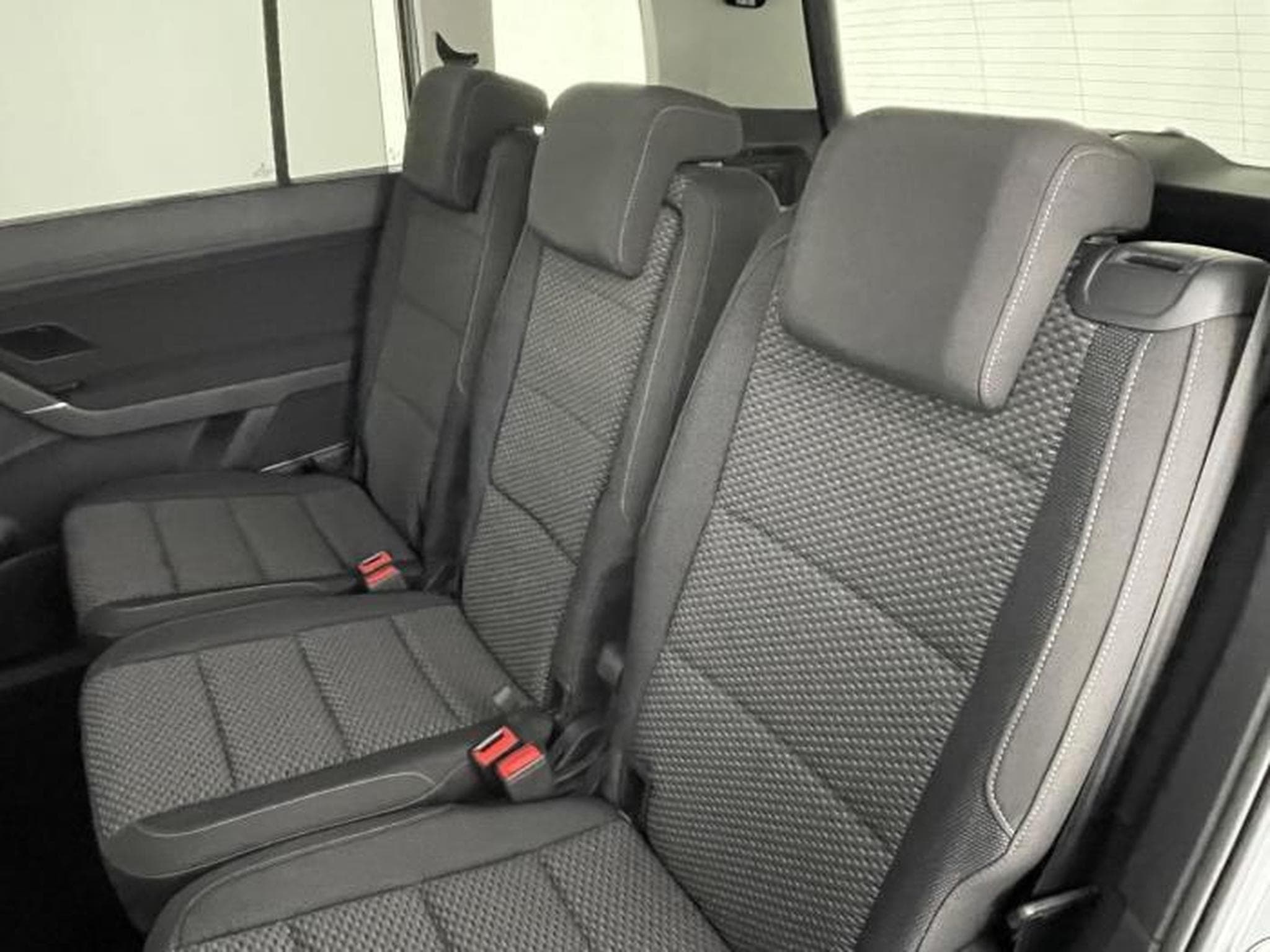 VW Touran New Edition R-Line (2026) - Photo 13