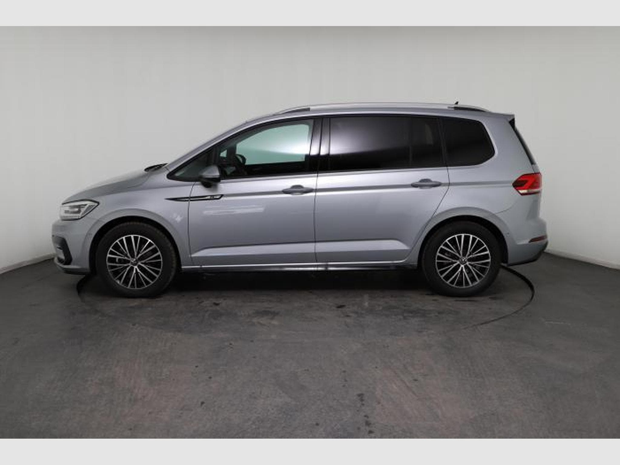 VW Touran New Edition R-Line (2026) - Photo 4