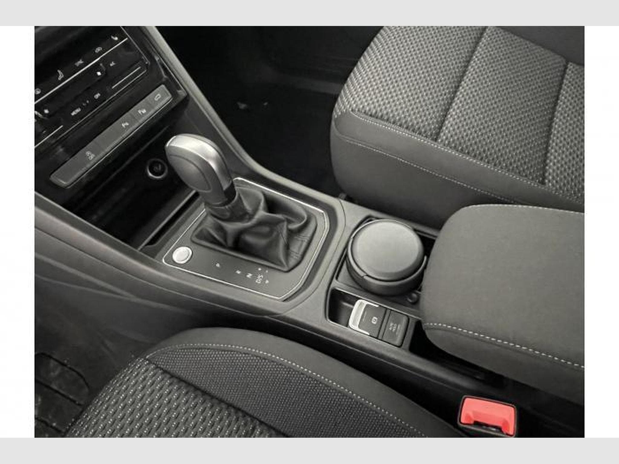 VW Touran New Edition R-Line (2026) - Photo 18