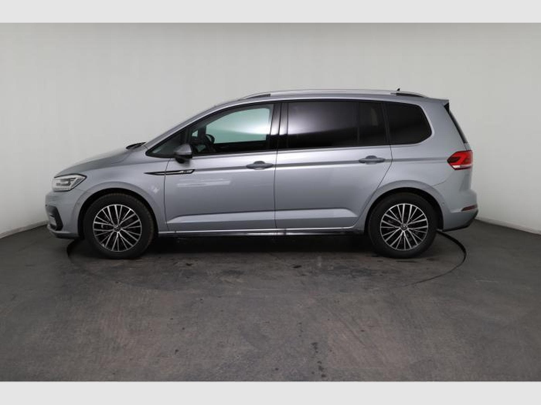 VW Touran New Edition R-Line (2026) - Photo 4