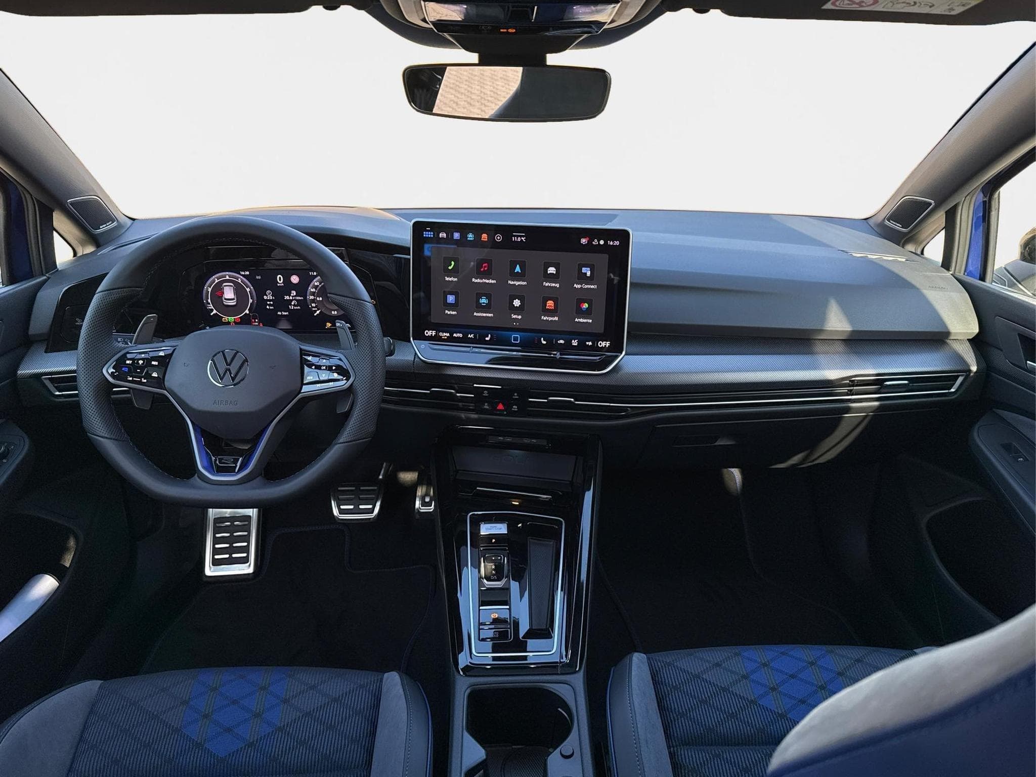 VW Golf R (2026) - Photo 6