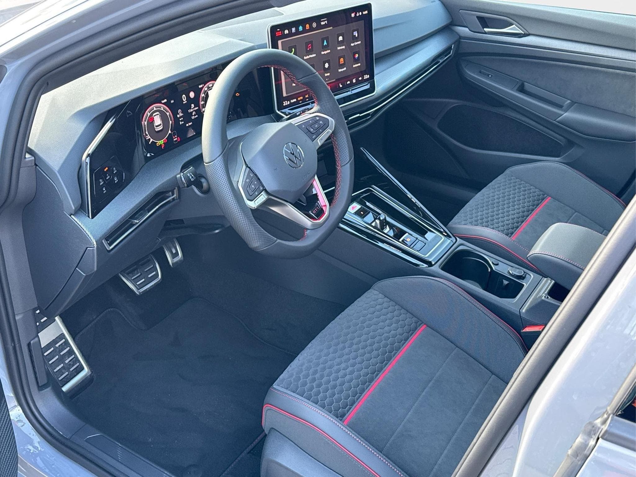 VW Golf GTI Clubsport (2026) - Photo 9