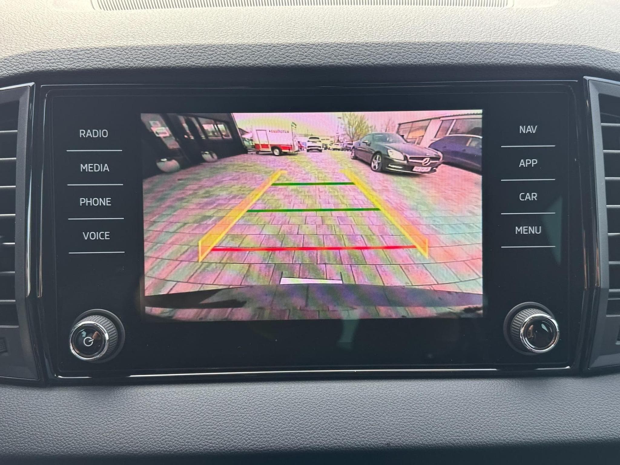 Skoda Karoq 1,5 TSI DSG (2026) - Photo 16