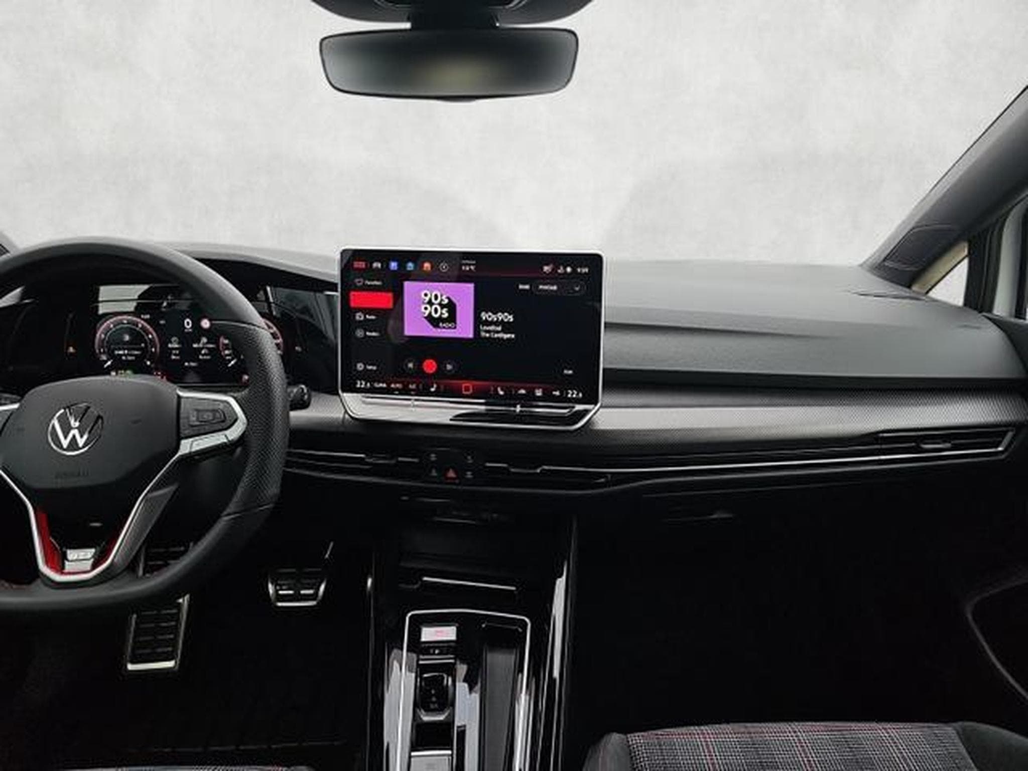 VW Golf 2.0 TSI 195 kW GTI (2026) - Photo 11