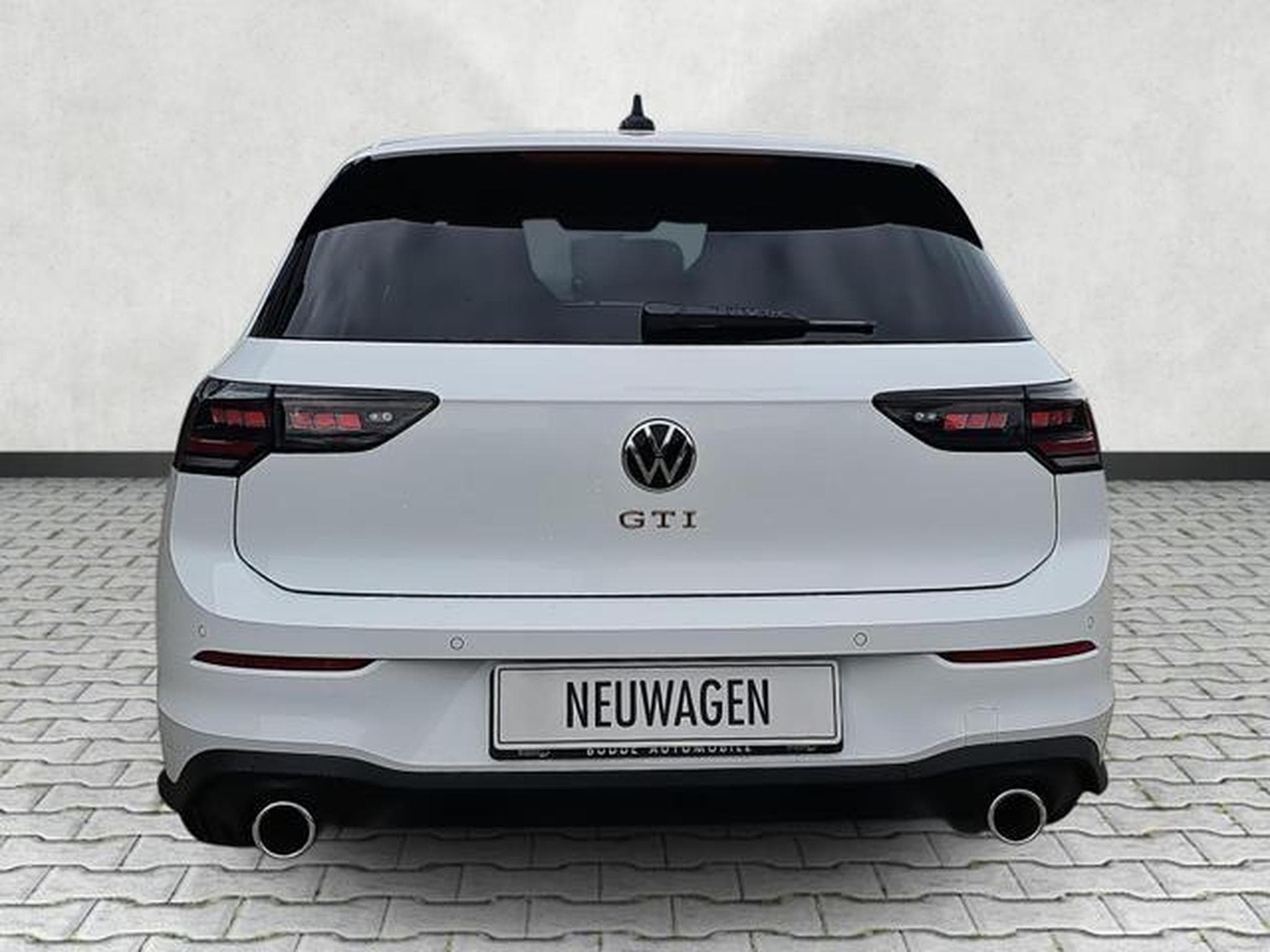 VW Golf 2.0 TSI 195 kW GTI (2026) - Photo 6