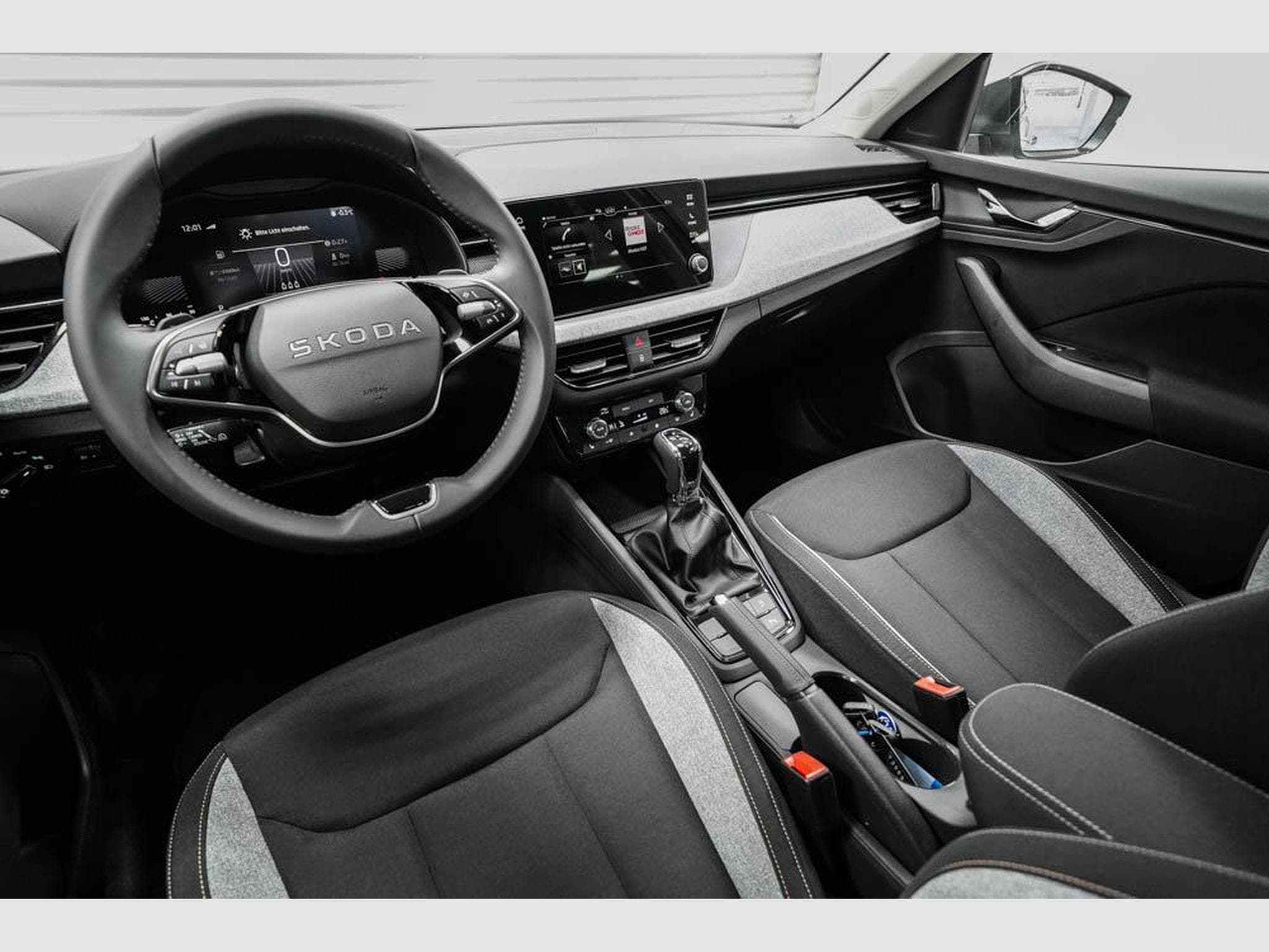 Skoda Kamiq 1,0 TSI DSG (2026) - Foto 6