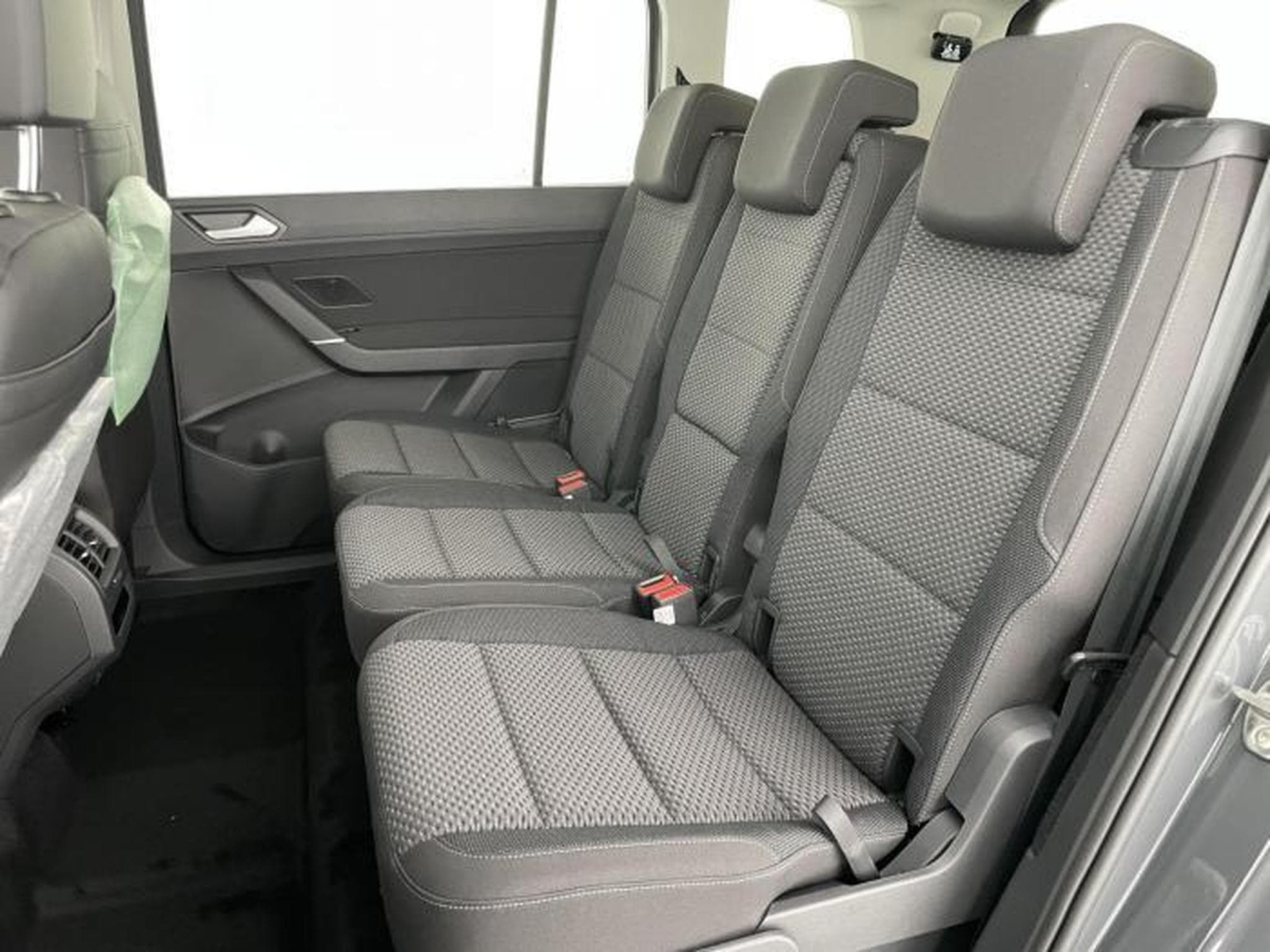 VW Touran New Edition R-Line (2026) - Photo 13