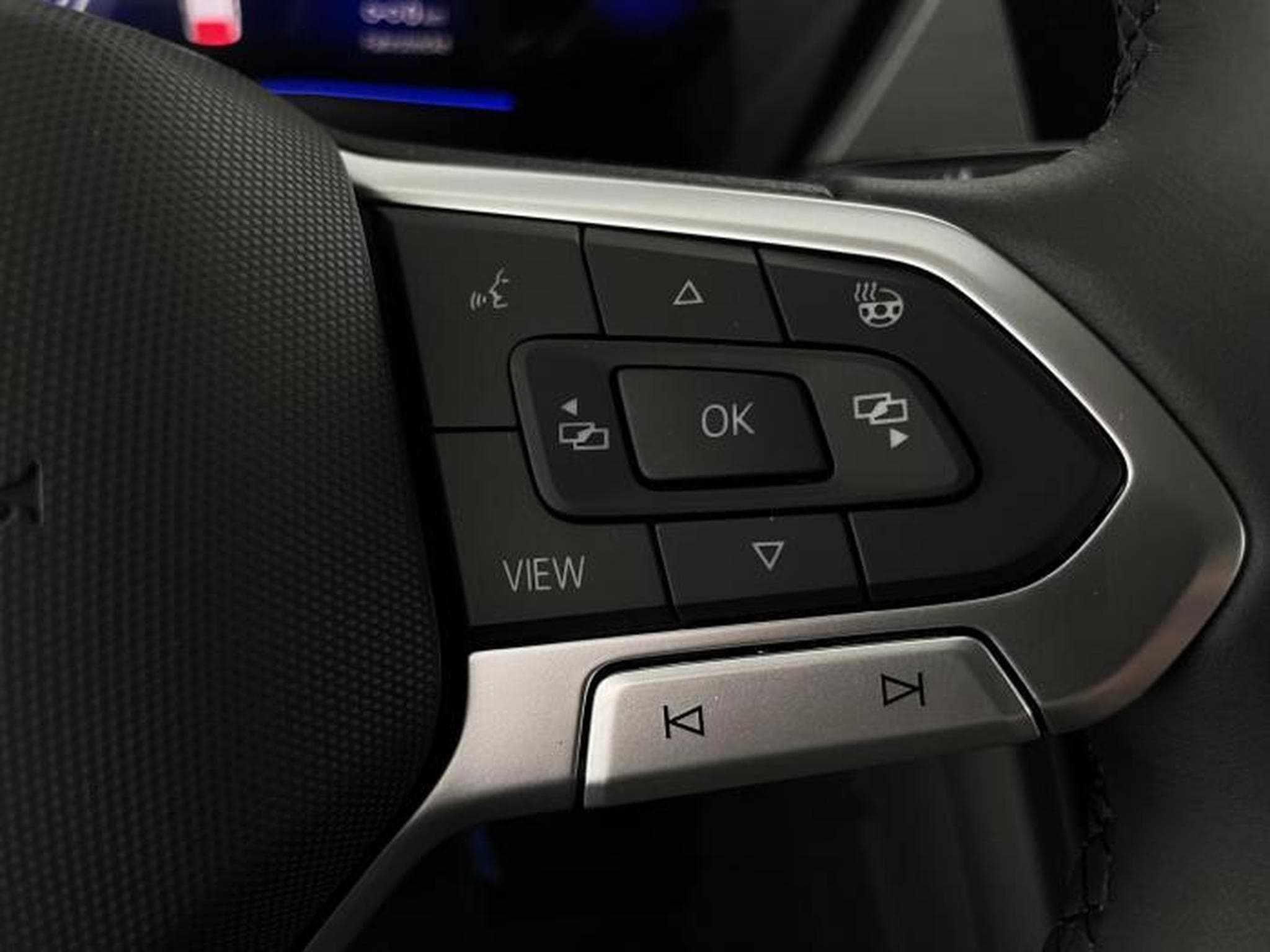 VW Touran New Edition R-Line (2026) - Photo 21