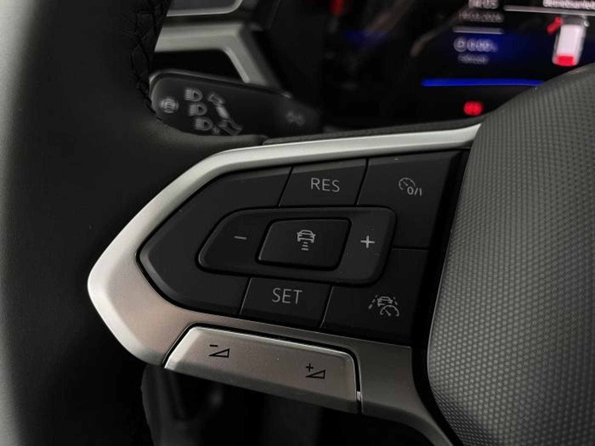 VW Touran New Edition R-Line (2026) - Photo 22