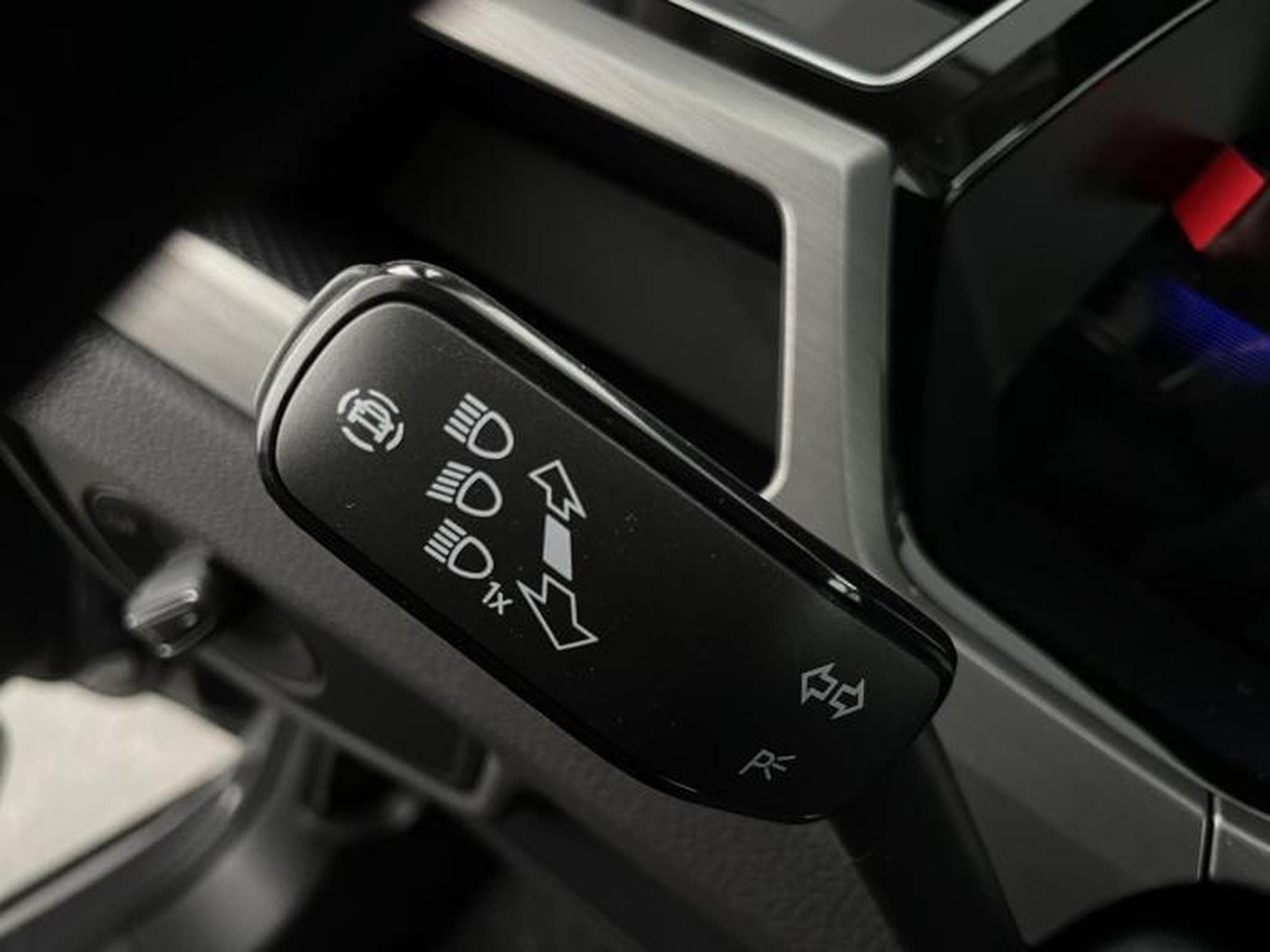 VW Touran New Edition R-Line (2026) - Photo 23