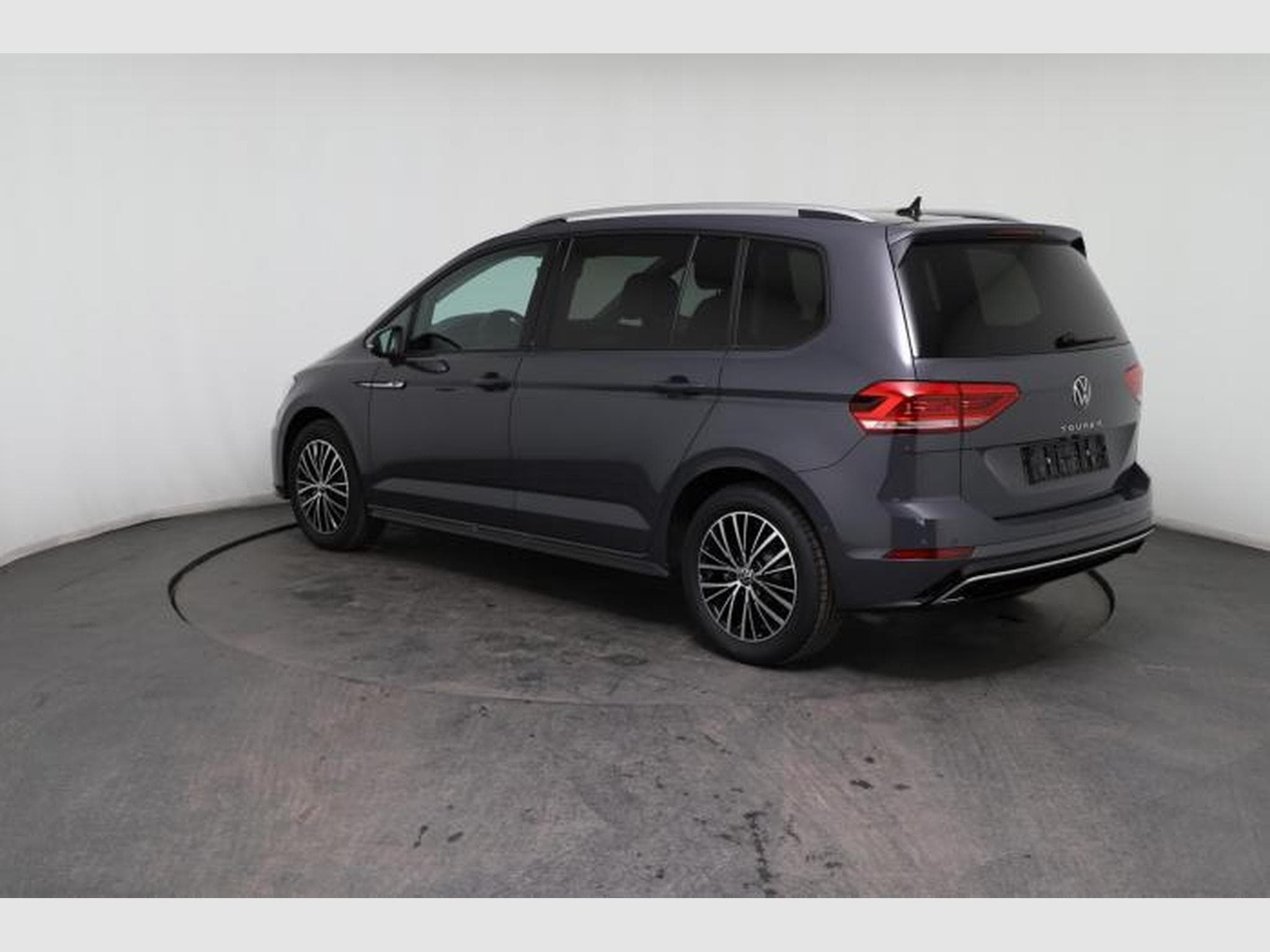 VW Touran New Edition R-Line (2026) - Photo 5