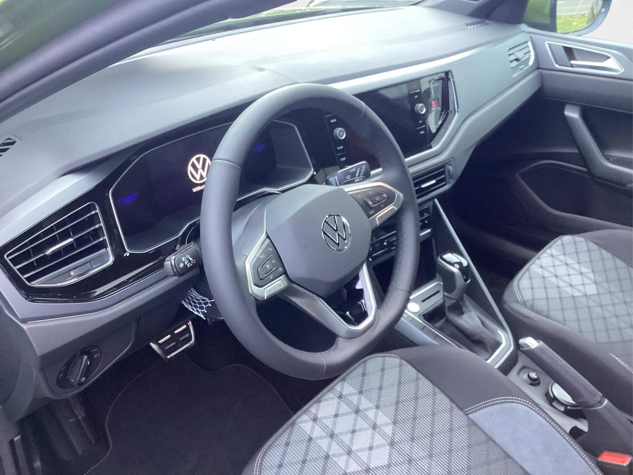 VW Taigo R-Line Limited (2026) - Photo 7