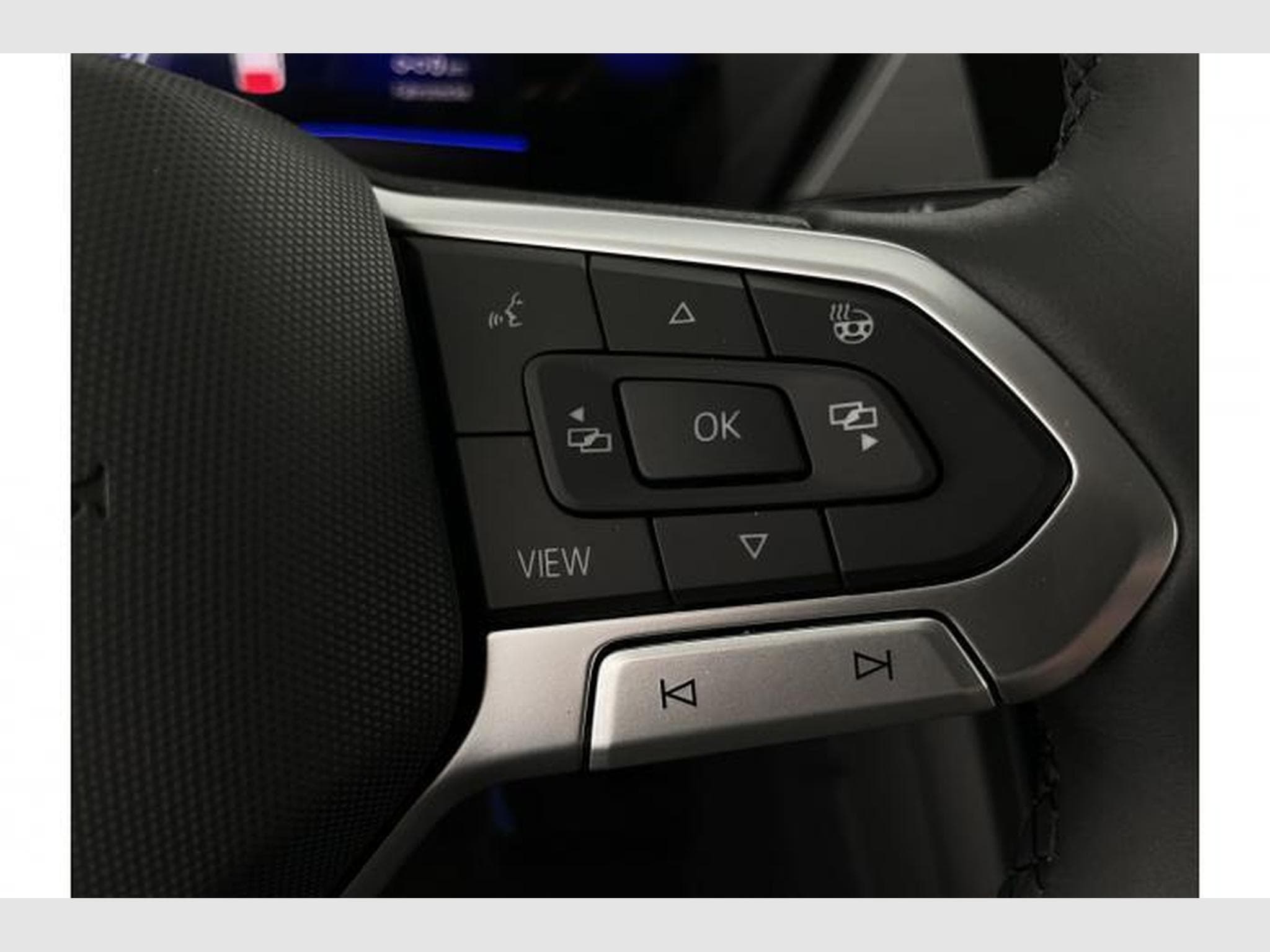 VW Touran New Edition R-Line (2026) - Photo 21