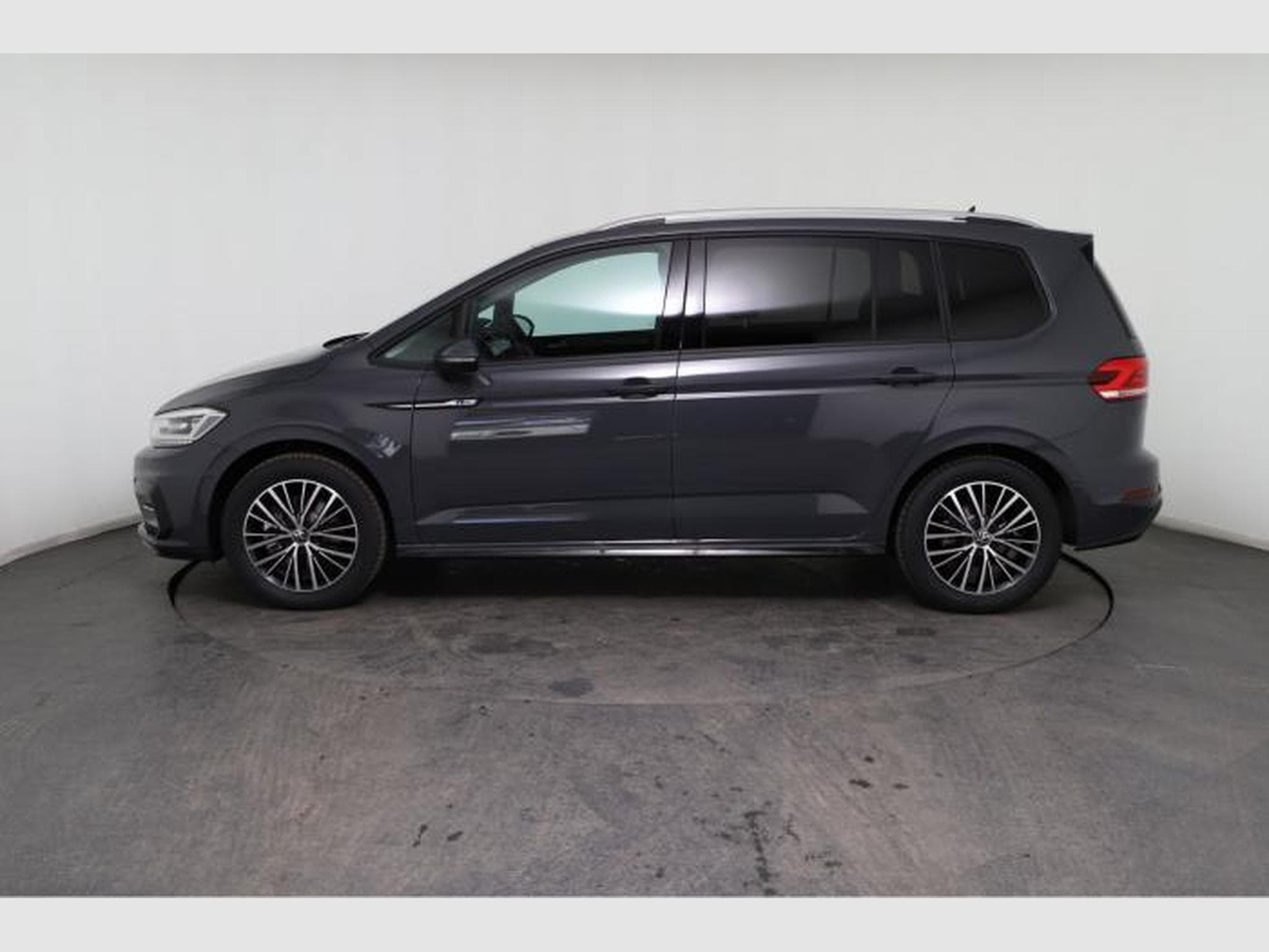 VW Touran New Edition R-Line (2026) - Photo 4
