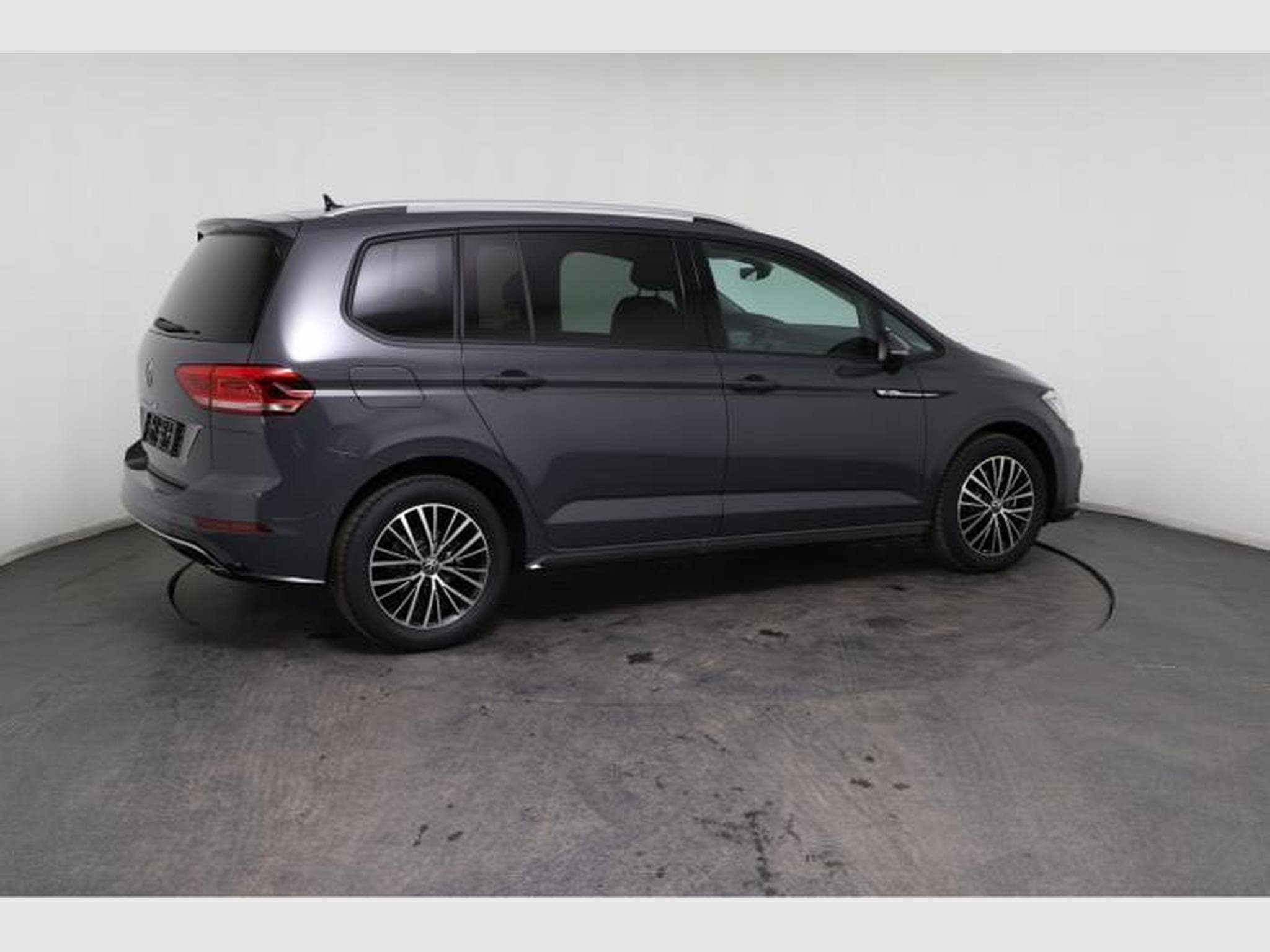 VW Touran New Edition R-Line (2026) - Photo 8