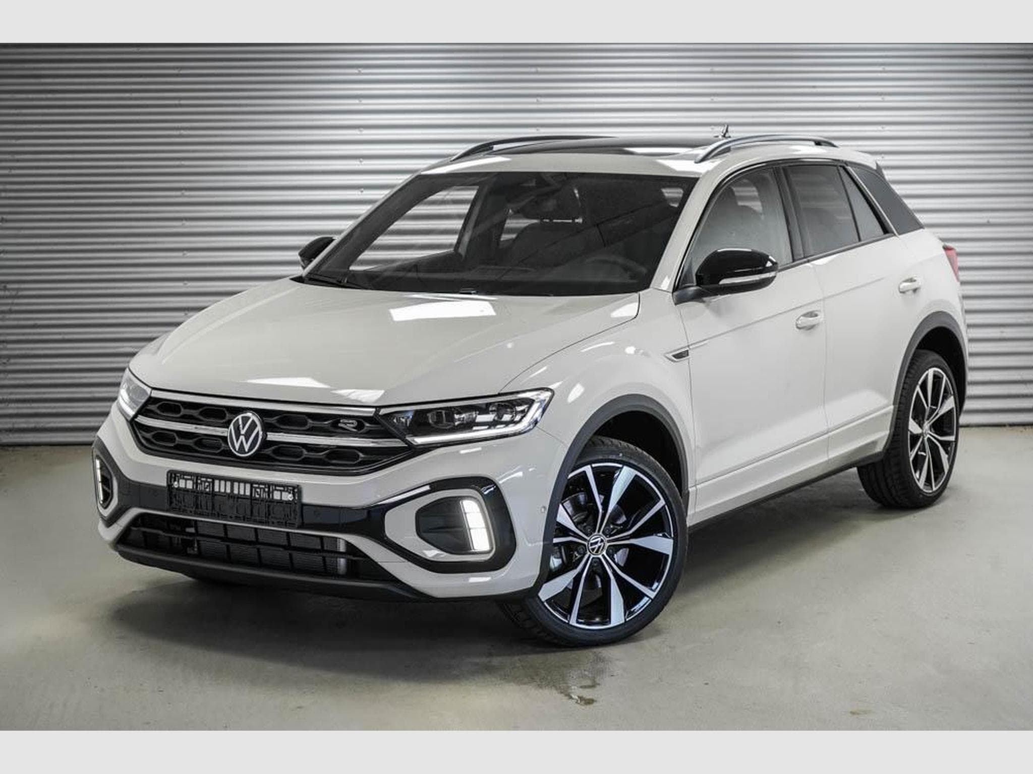 VW T-Roc 1,5 TSI DSG (2025) - Foto 1