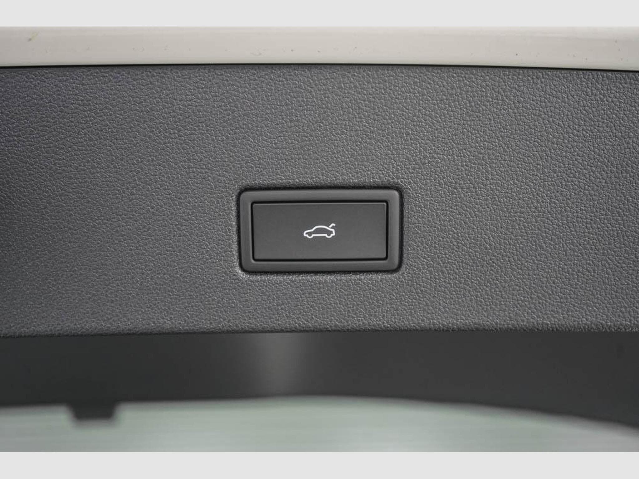 VW T-Roc 1,5 TSI DSG (2025) - Foto 18