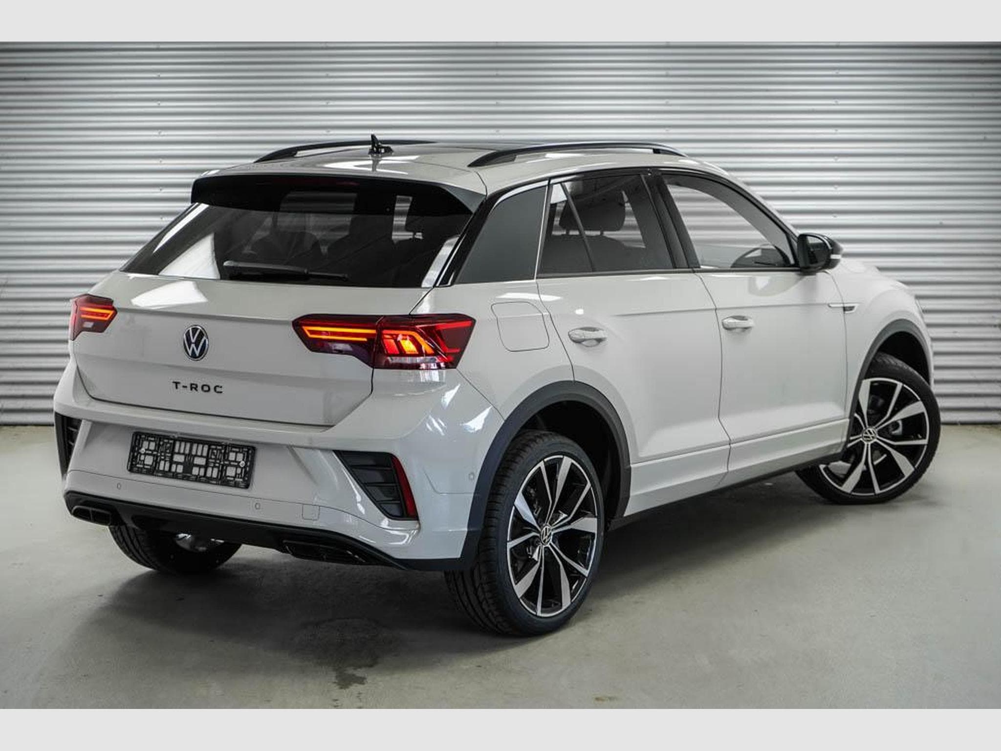 VW T-Roc 1,5 TSI DSG (2025) - Foto 2