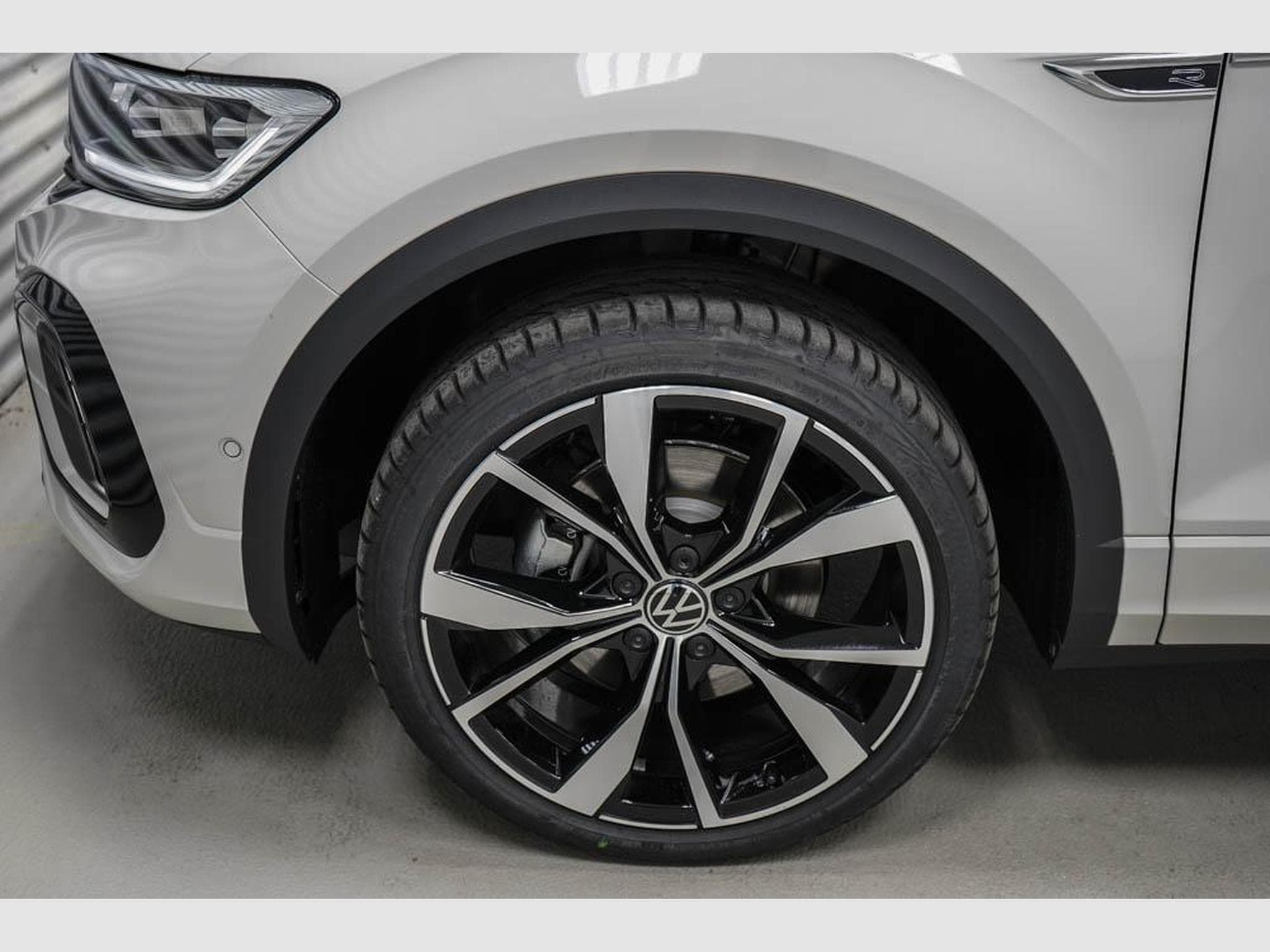 VW T-Roc 1,5 TSI DSG (2025) - Foto 4