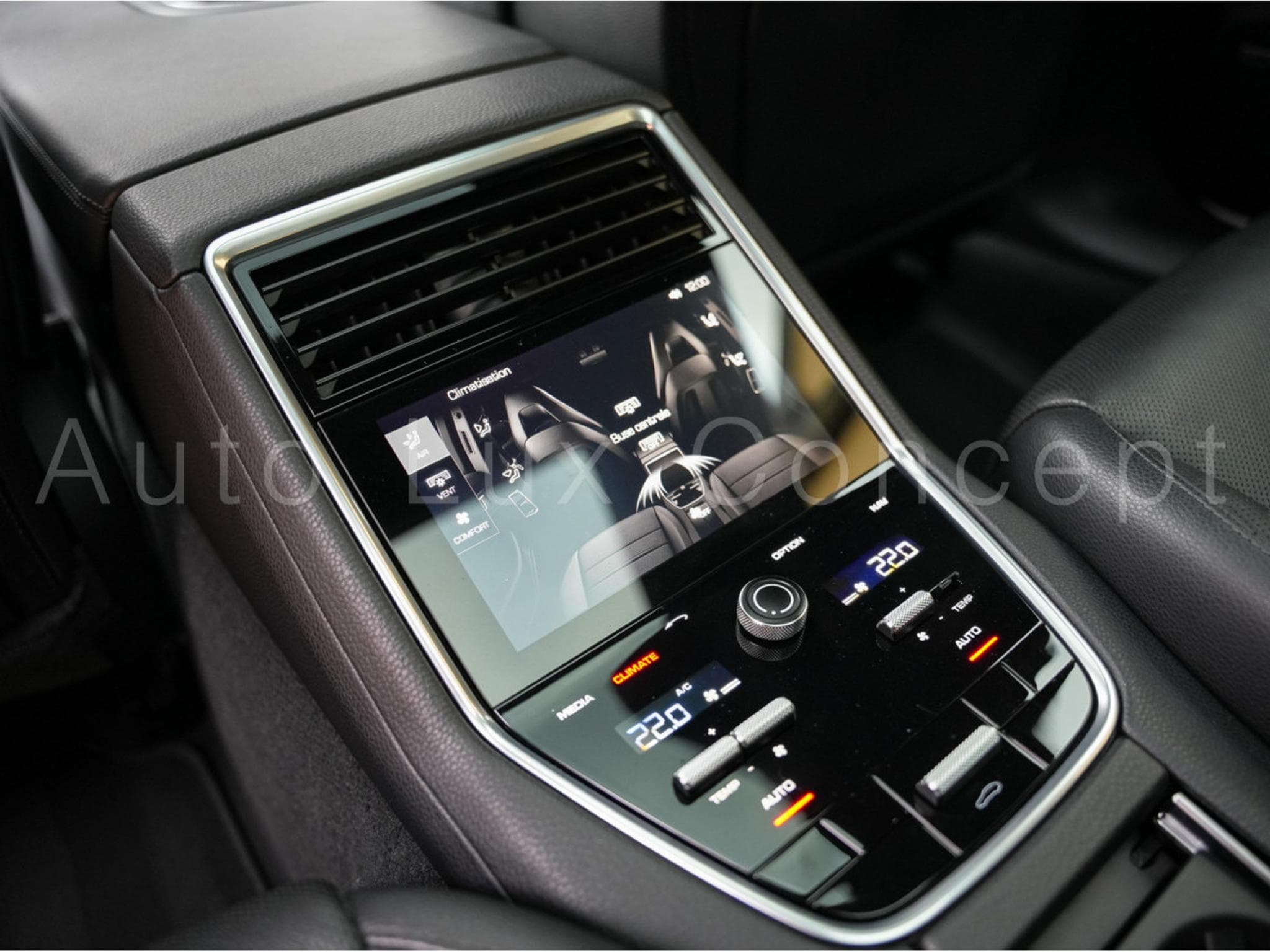 Porsche Panamera 4S Diesel (2017) - Photo 28