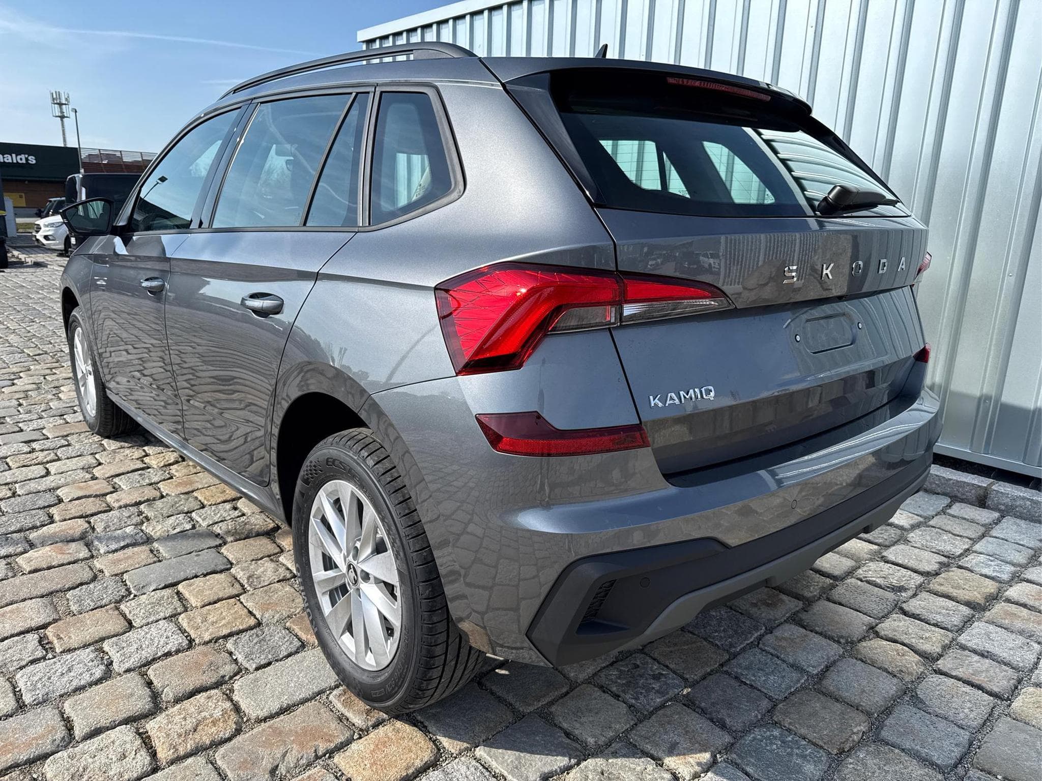 Skoda Kamiq Selection 1.5 TSI (2026) - Foto 4