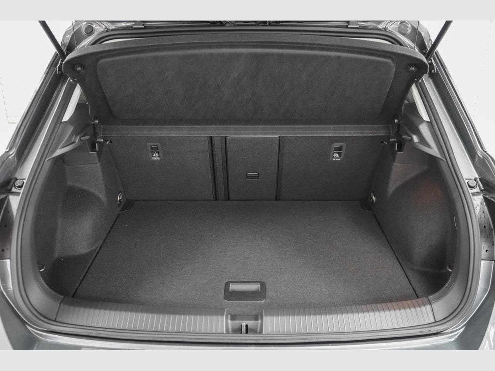 VW T-Roc 1,5 TSI DSG (2025) - Photo 17