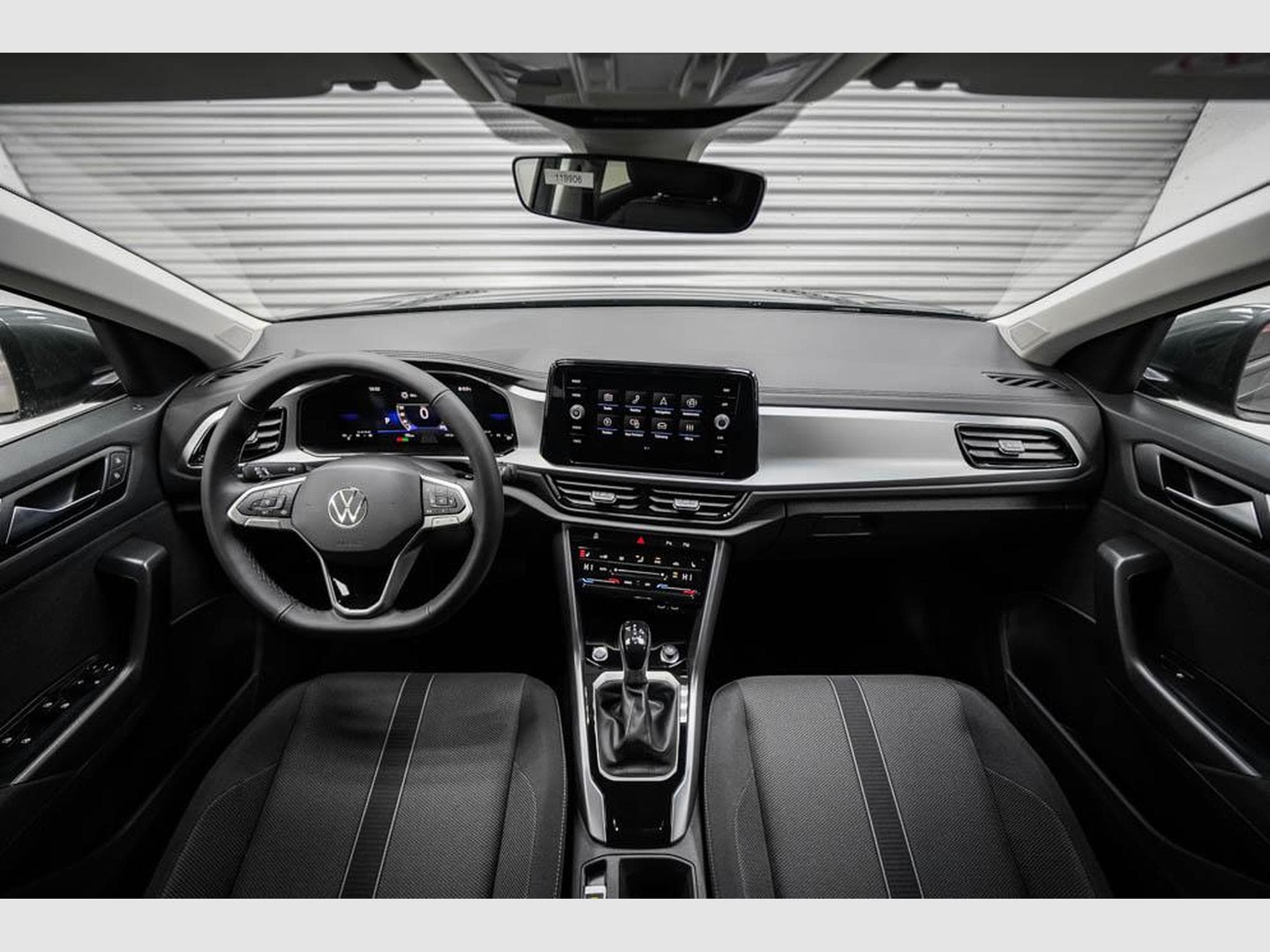 VW T-Roc 1,5 TSI DSG (2025) - Photo 5