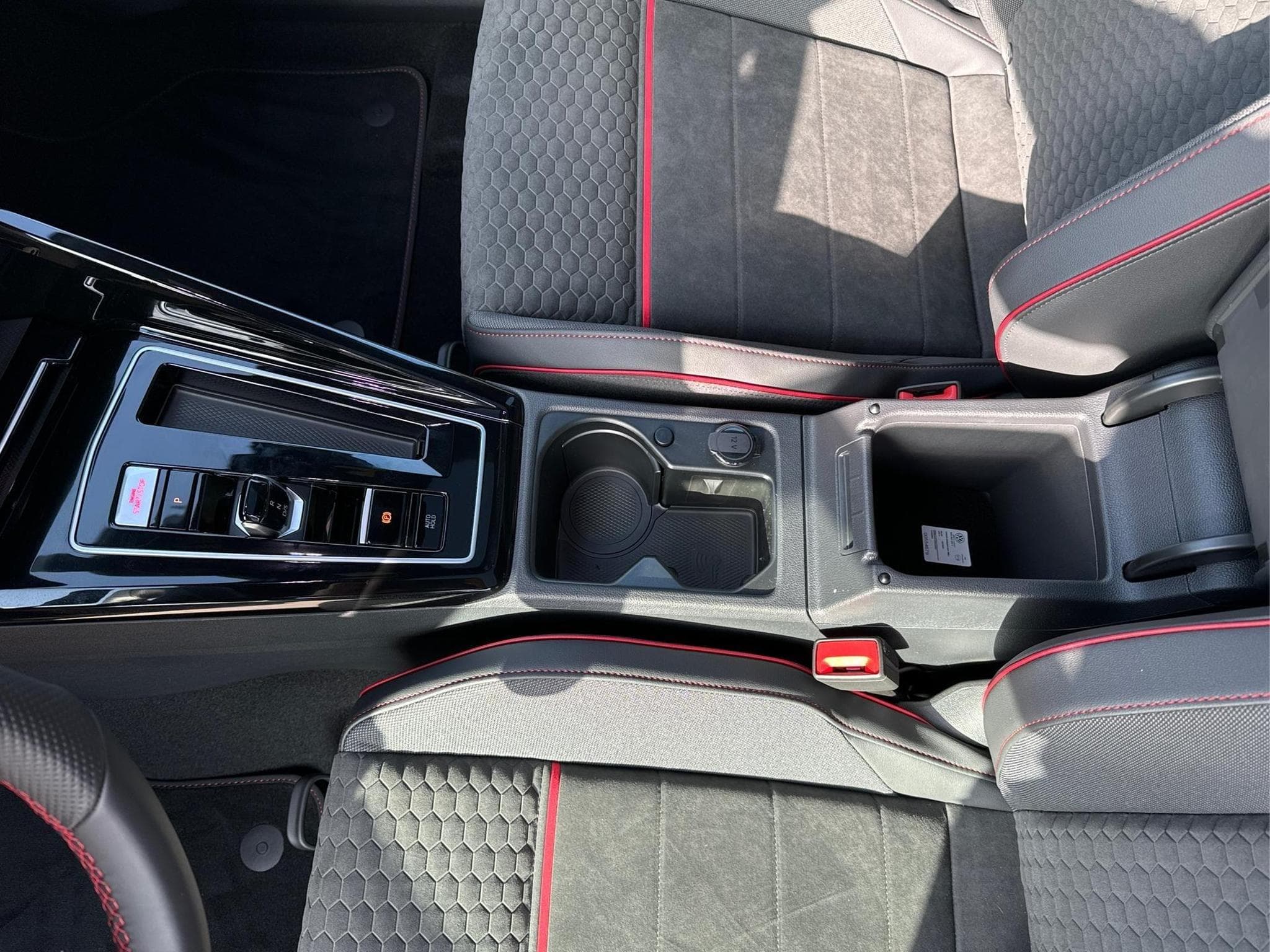 VW Golf GTI Clubsport (2026) - Photo 13