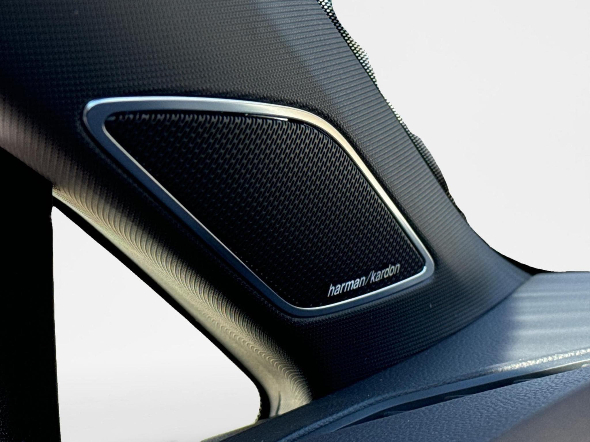 VW Golf R (2026) - Photo 20