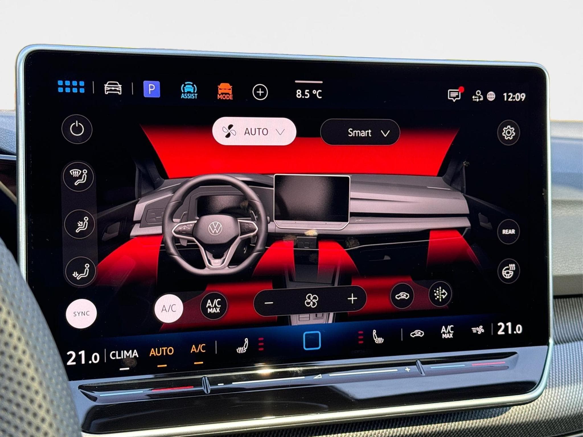 VW Golf R (2026) - Photo 24