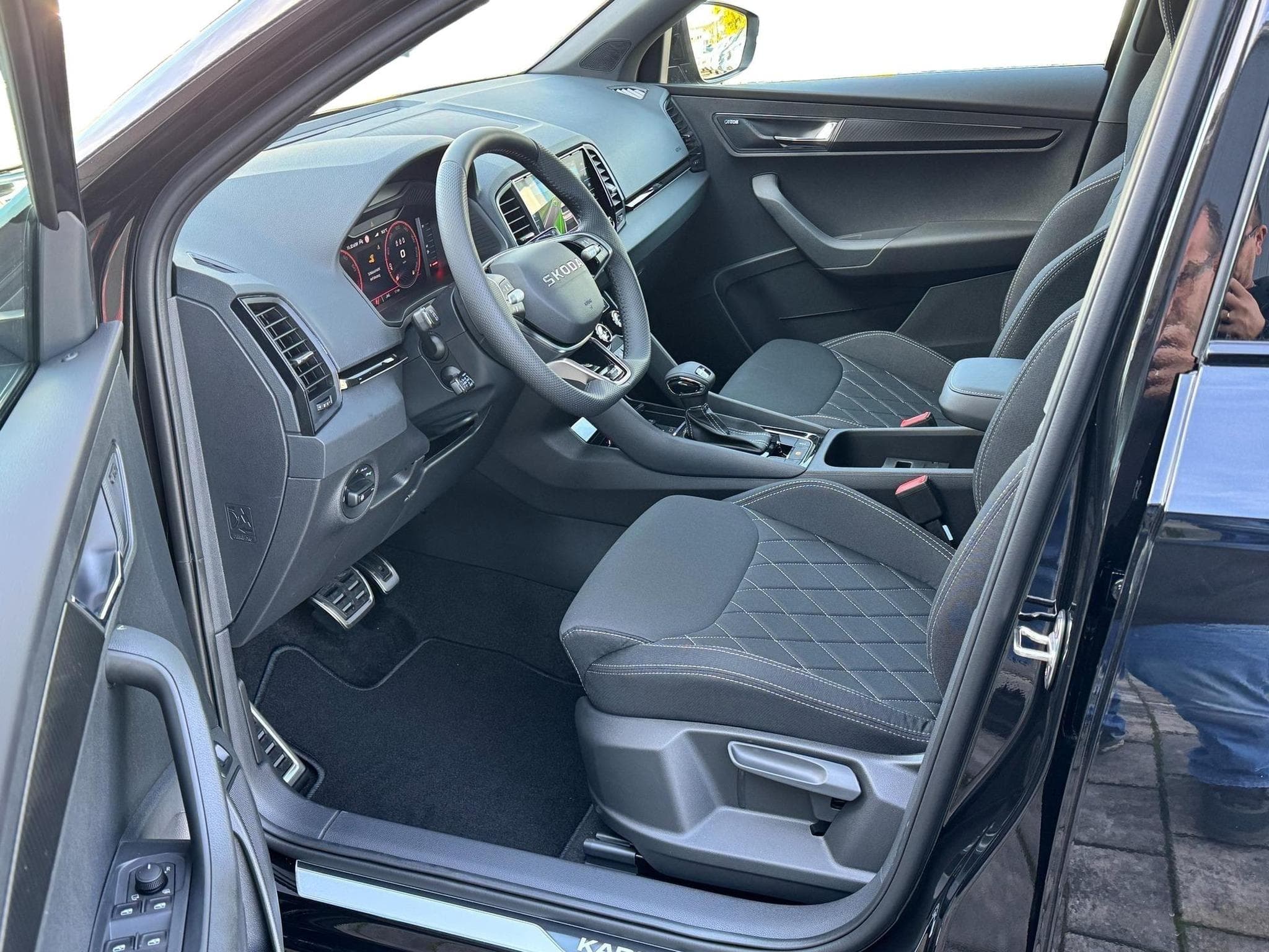 Skoda Karoq 1,5 TSI DSG (2026) - Photo 11