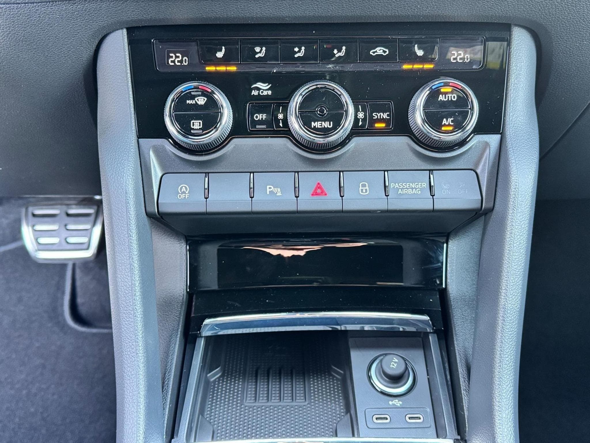 Skoda Karoq 1,5 TSI DSG (2026) - Photo 16