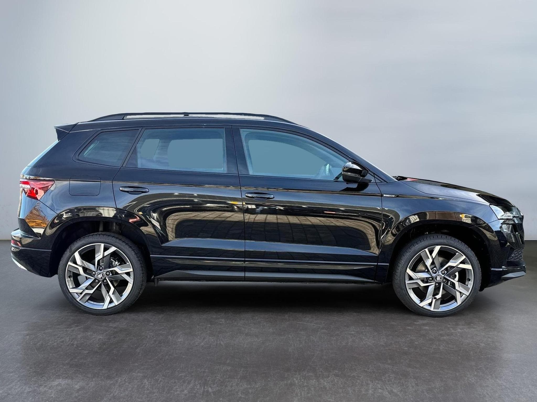 Skoda Karoq 1,5 TSI DSG (2026) - Photo 7